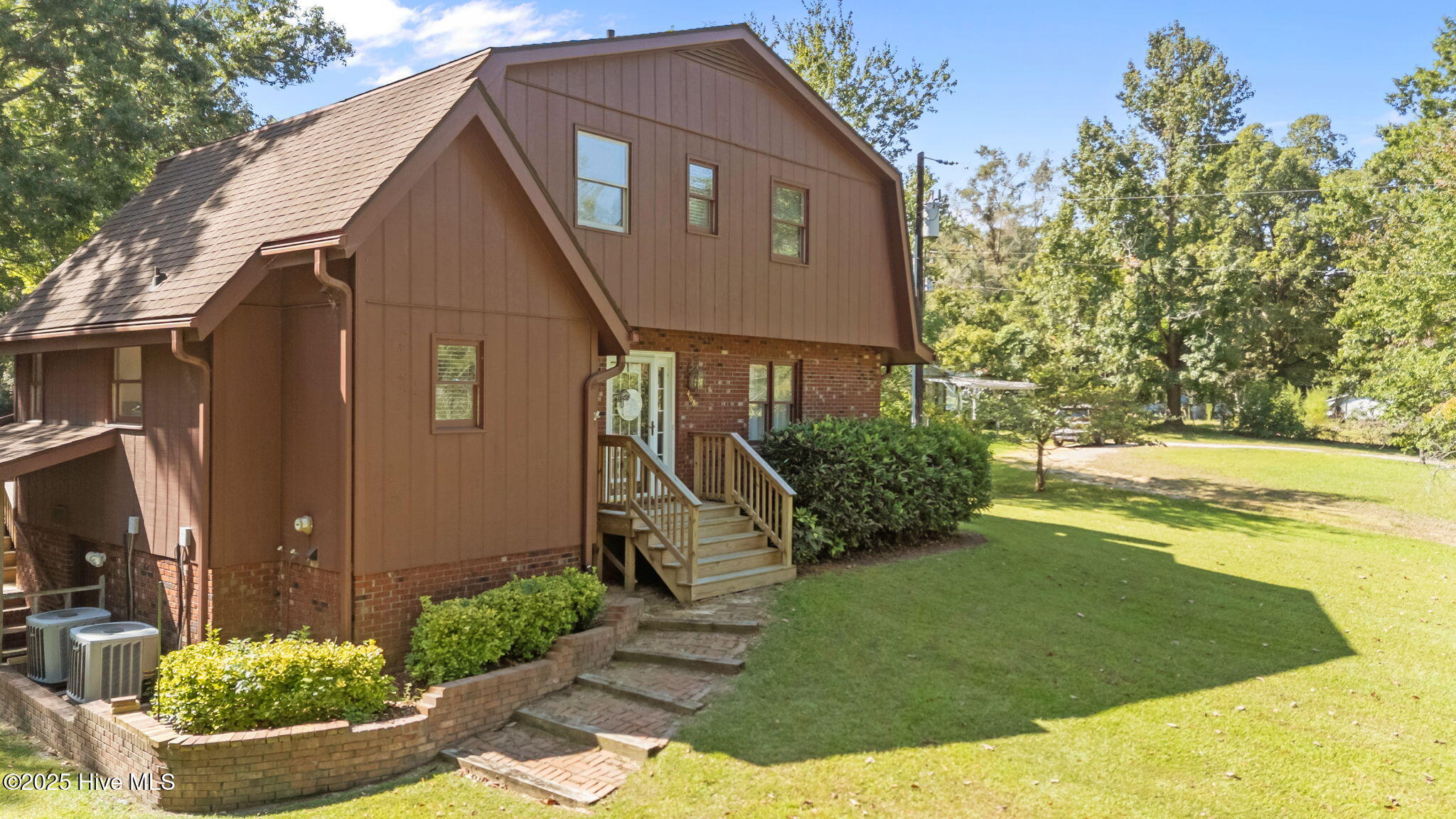 Property at 408 Briarwood Lane