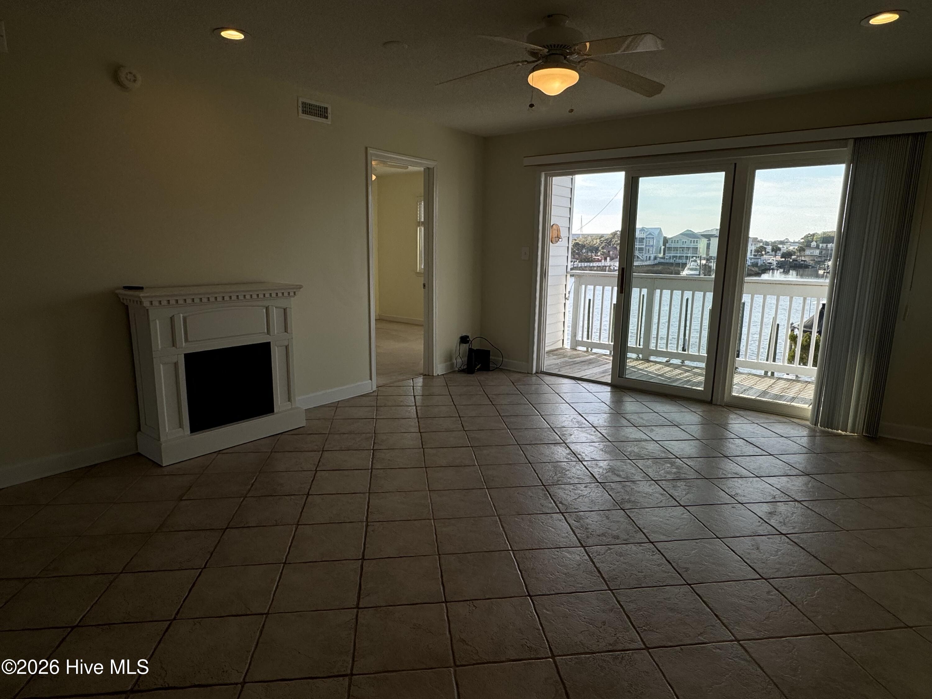 709 Canal Drive UNIT Apt 2c, Carolina Beach, NC, 28428