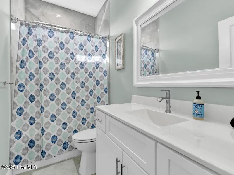 100541216 | Photo 32