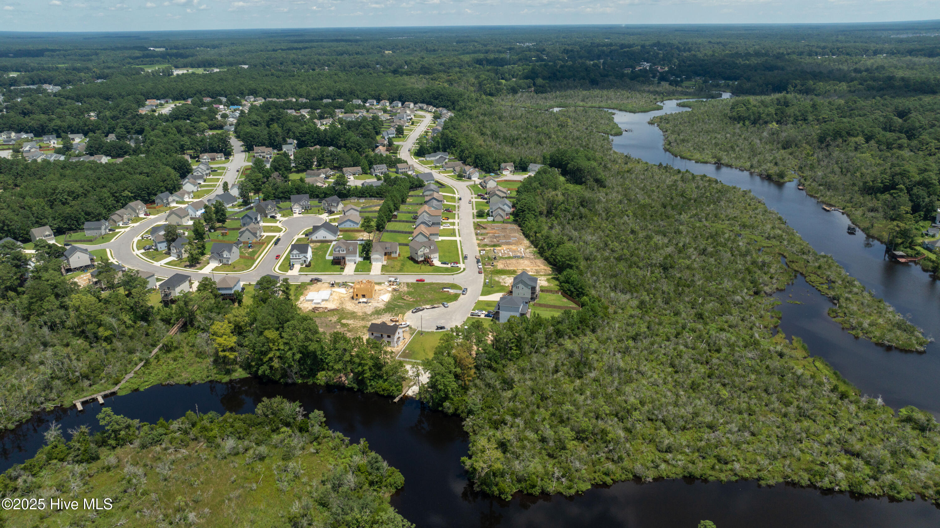 100526868 | Photo 41