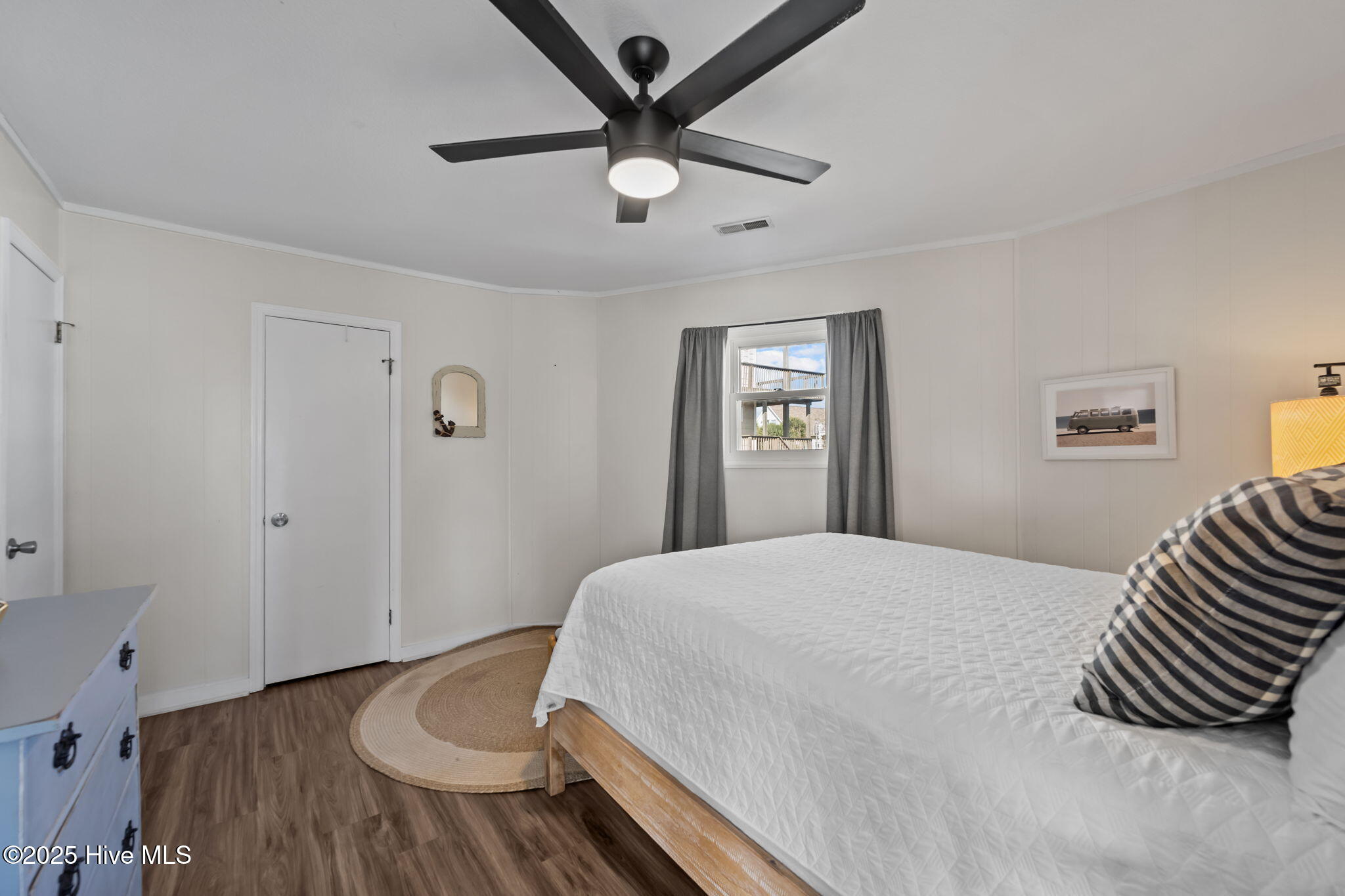 100543608 | Photo 15