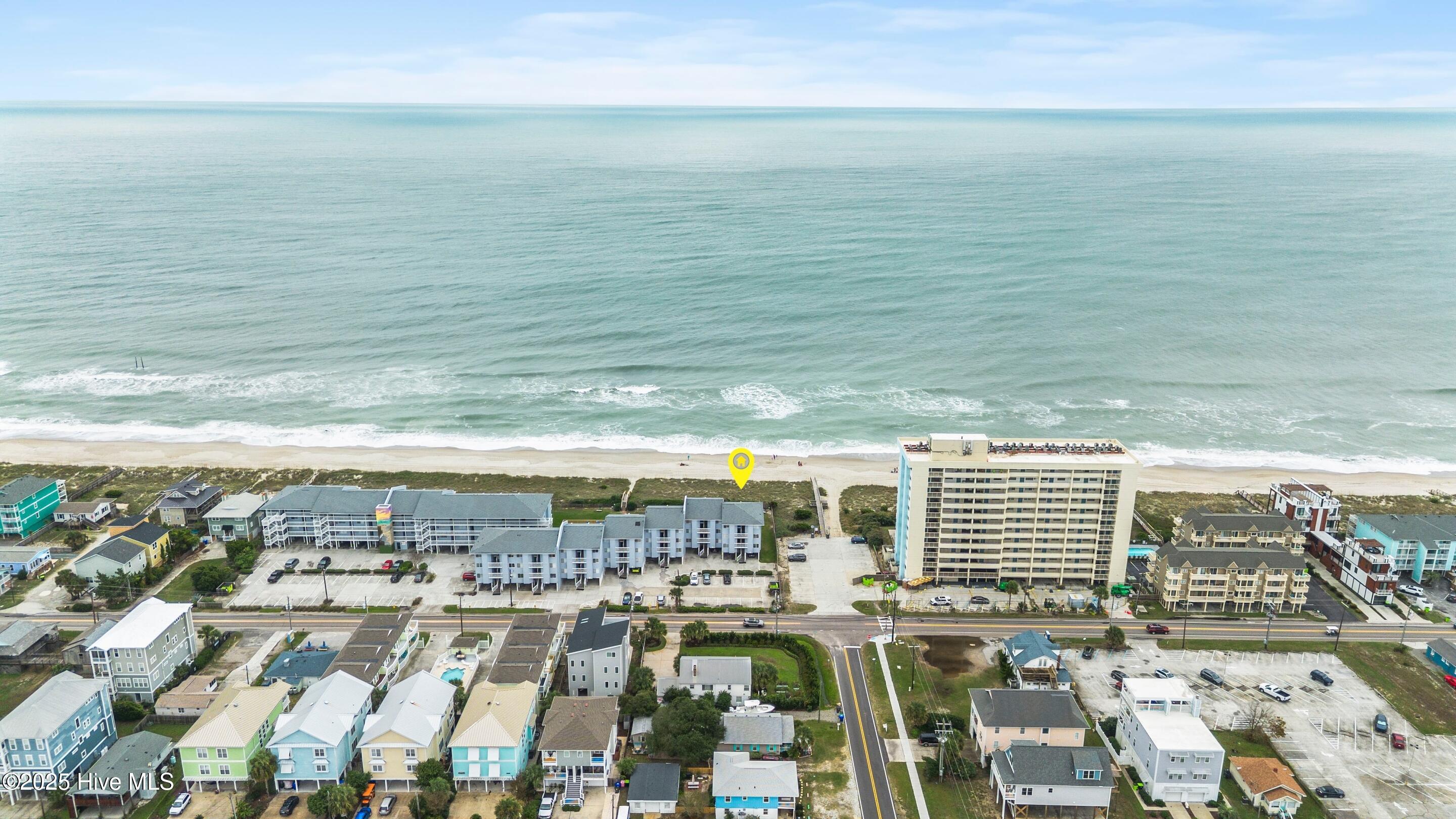 100536281 | Photo 38