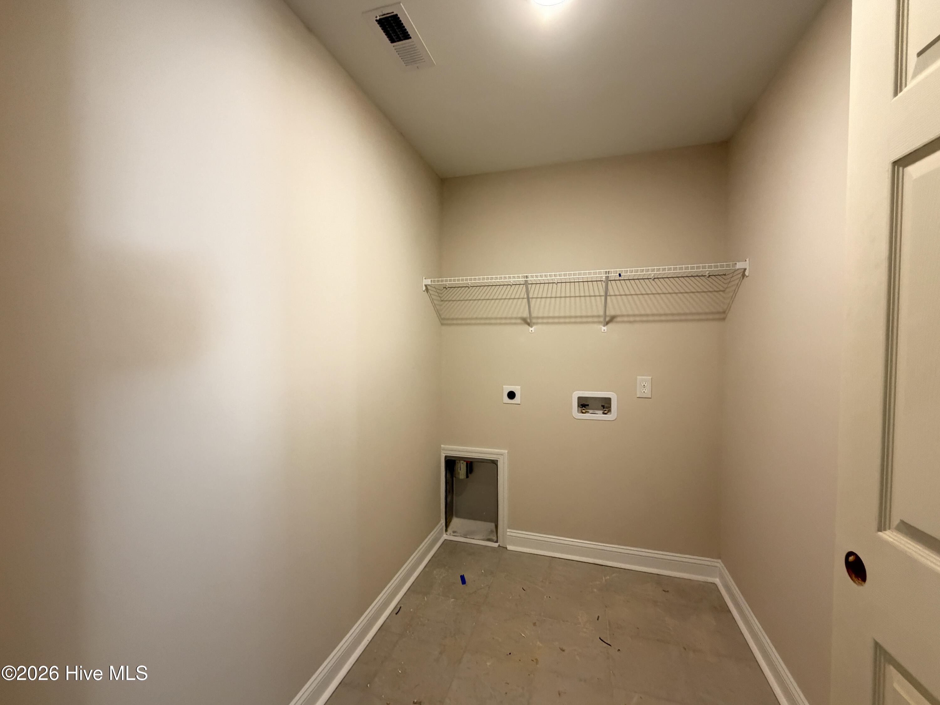 100552209 | Photo 13