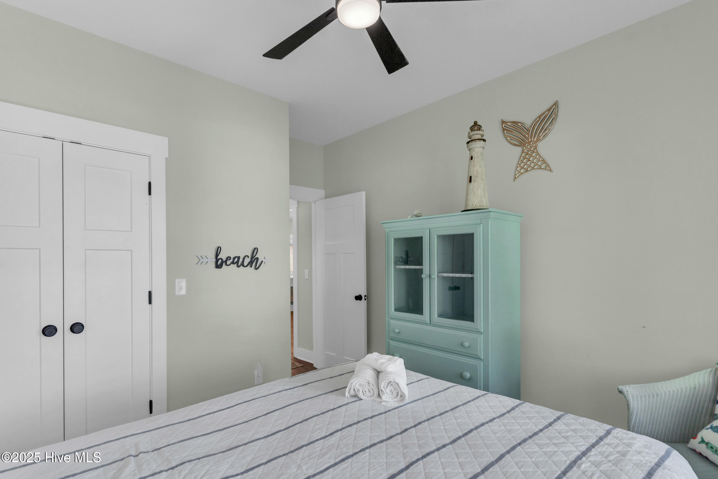 100534529 | Photo 26