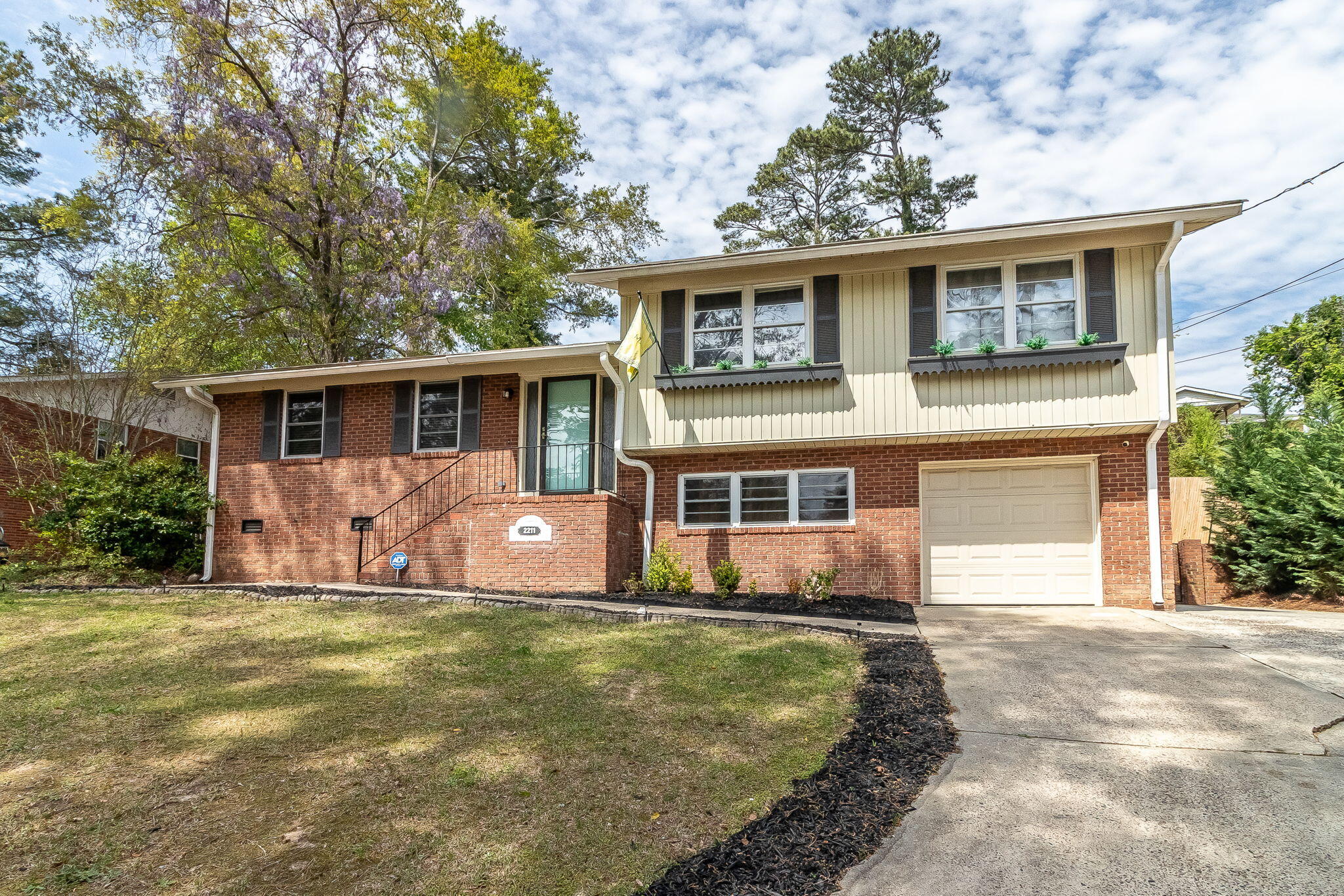 5-web-or-mls-2211 MURA DRIVE 2026 ©-8594