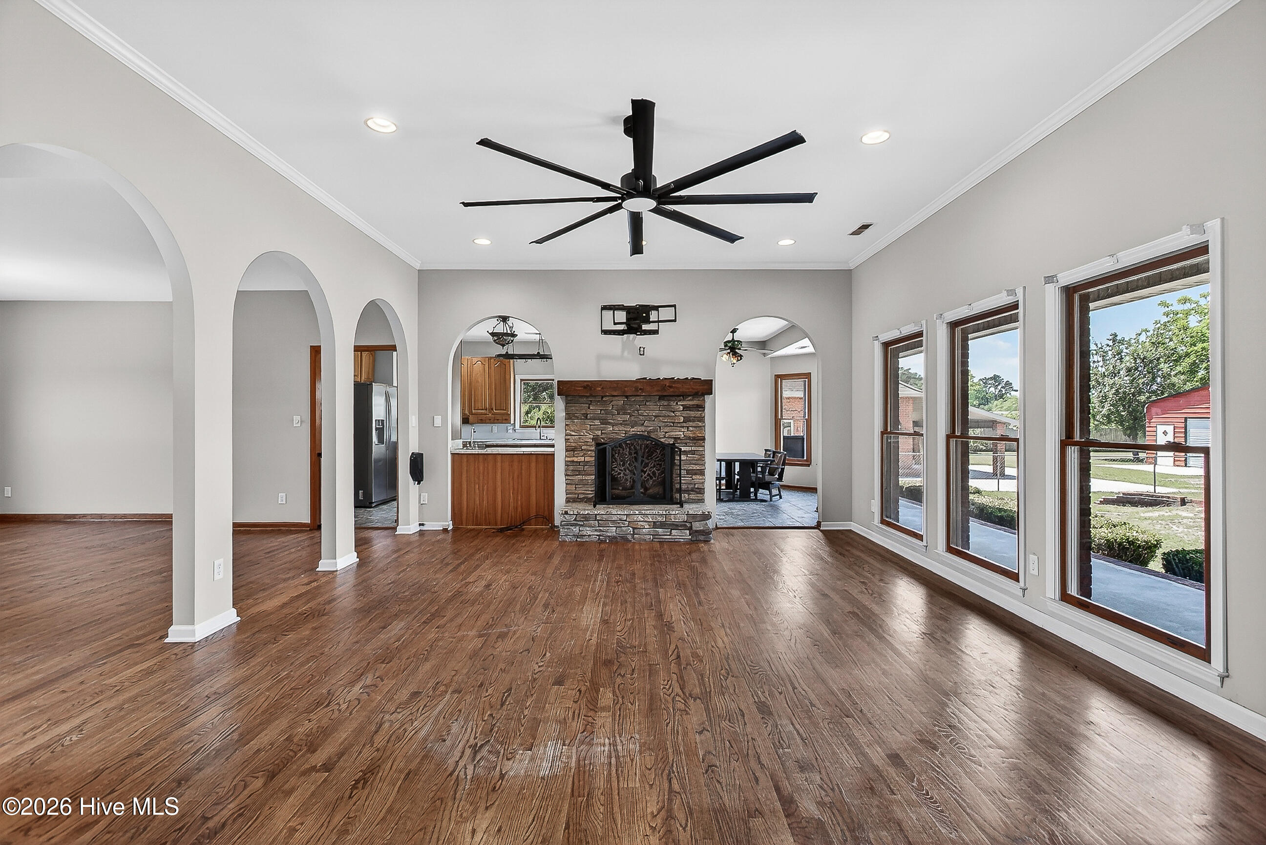 2732 White Oak River Road,Maysville