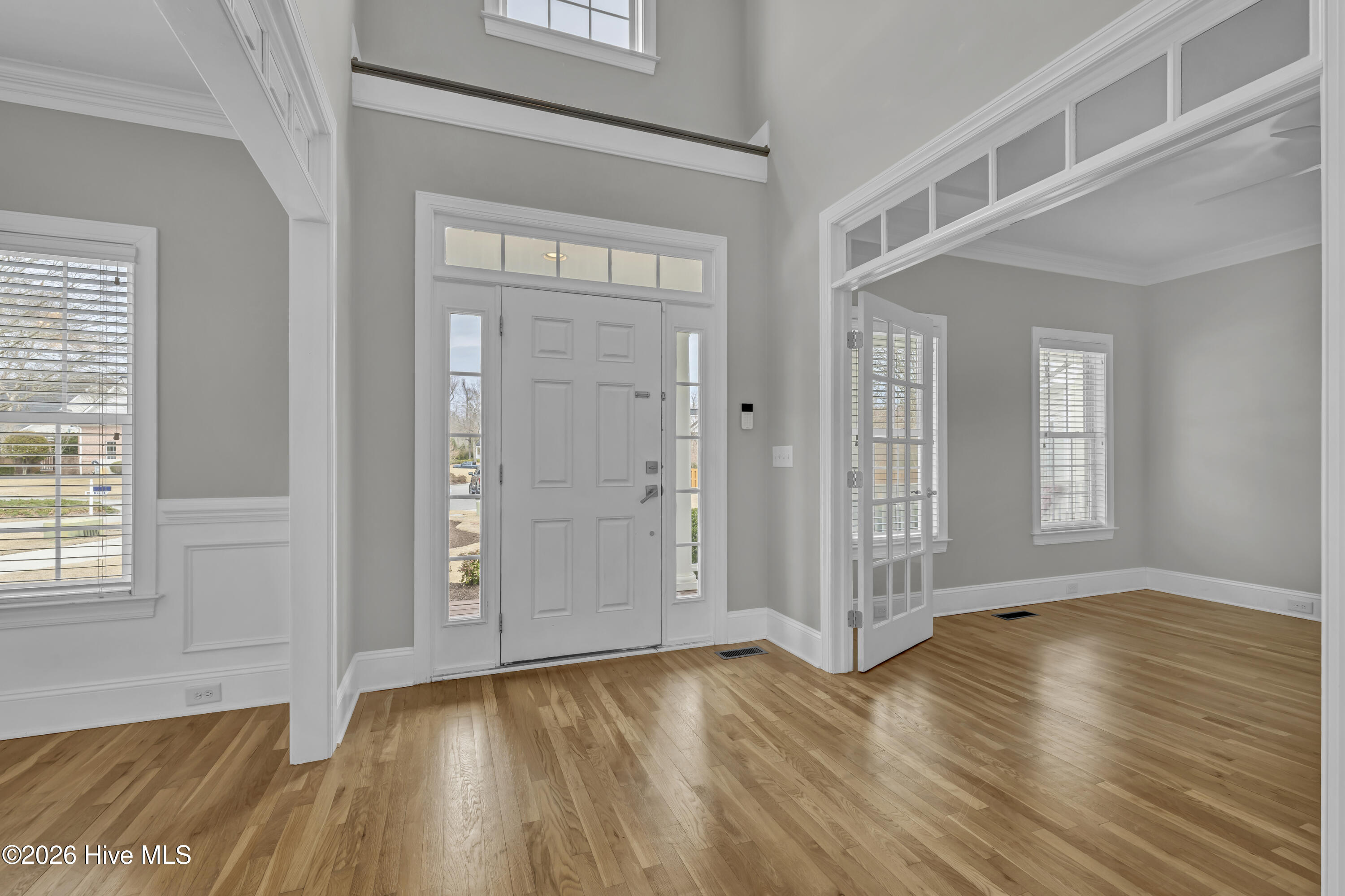 100555649 | Photo 18