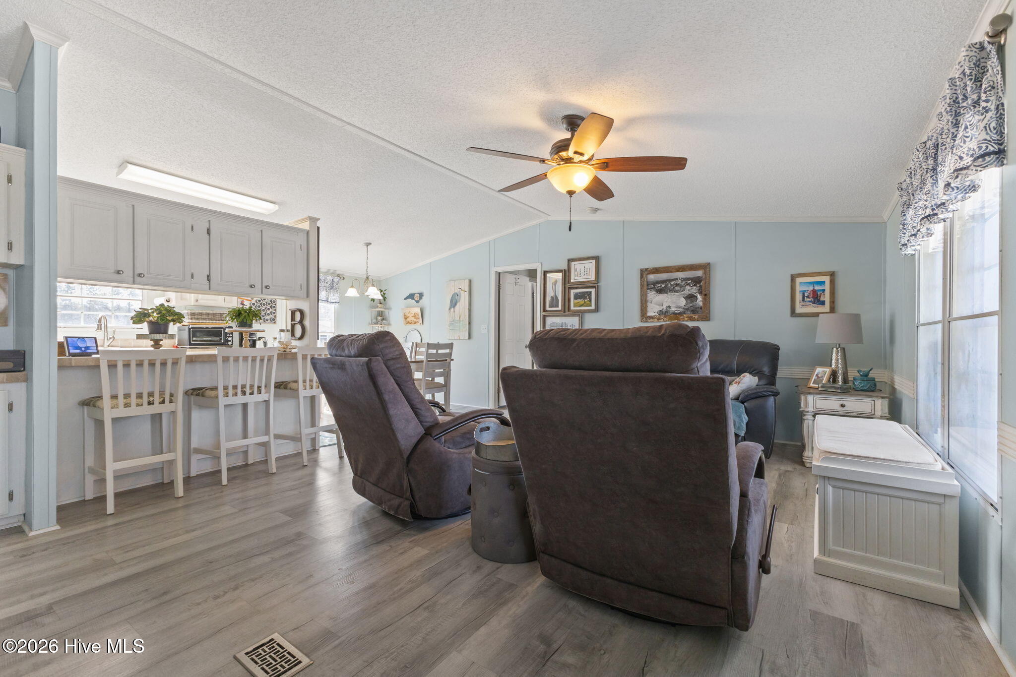 100558505 | Photo 10