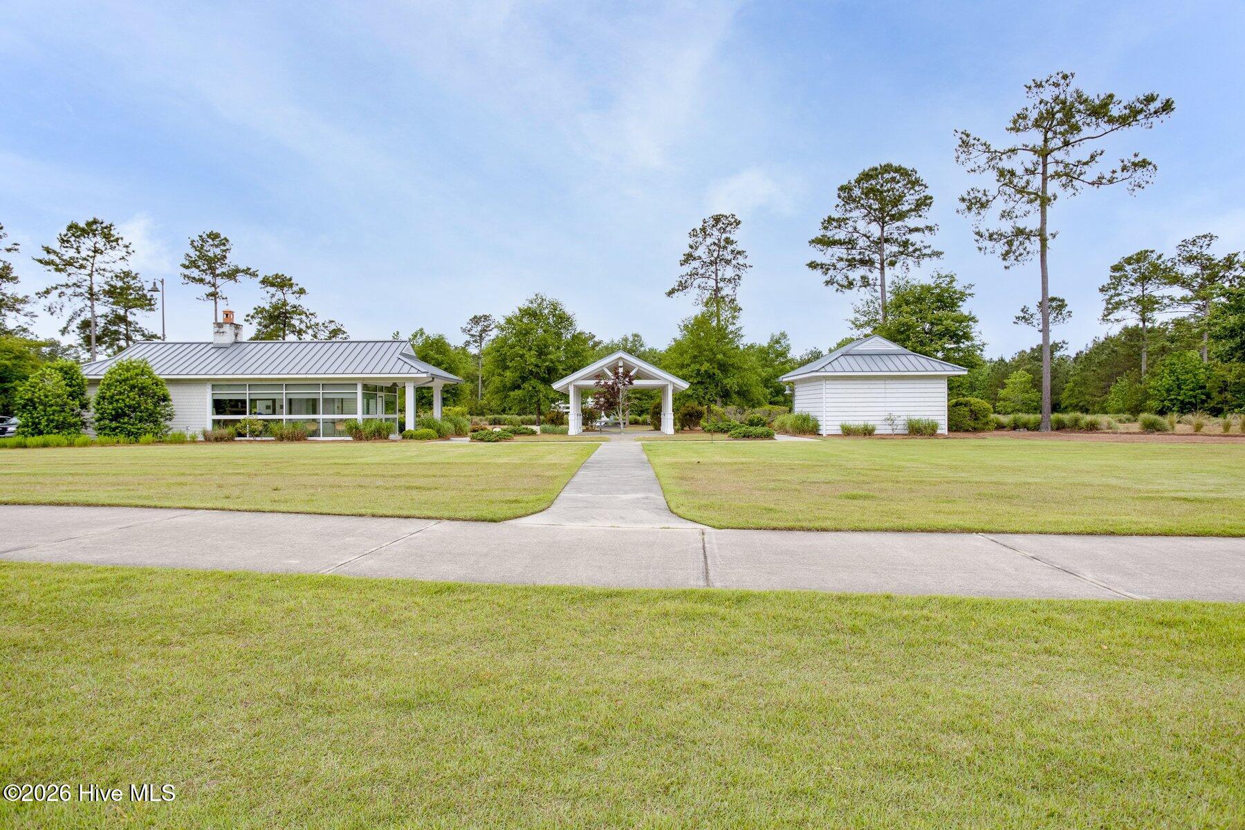 100558018 | Photo 37