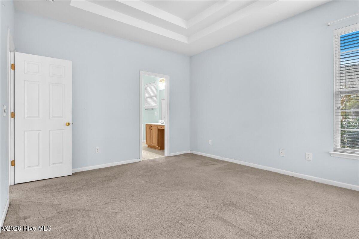 100555948 | Photo 22