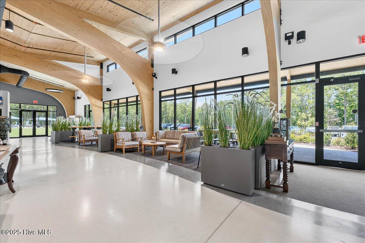 741 Highgate Place SW