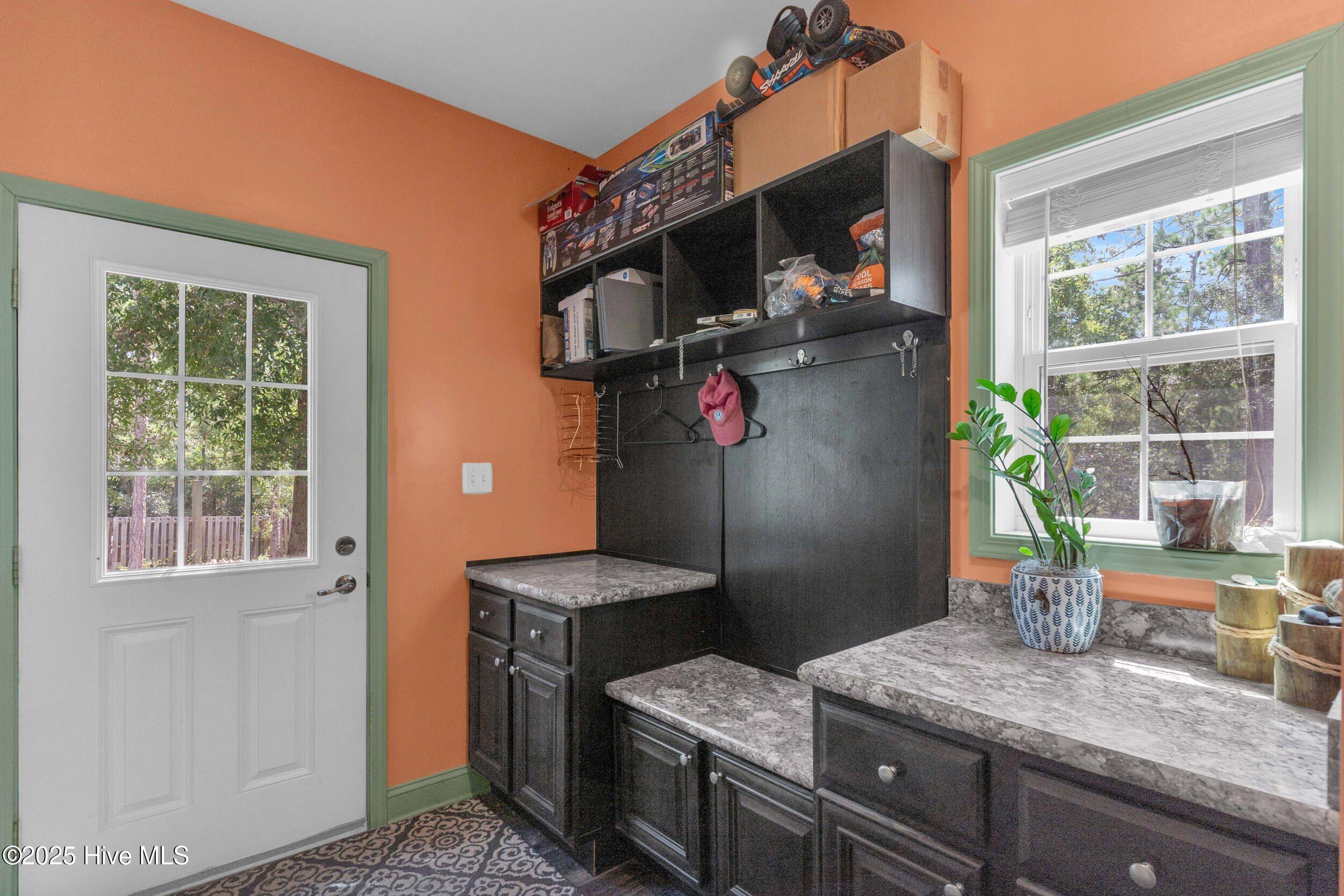 100521196 | Photo 20