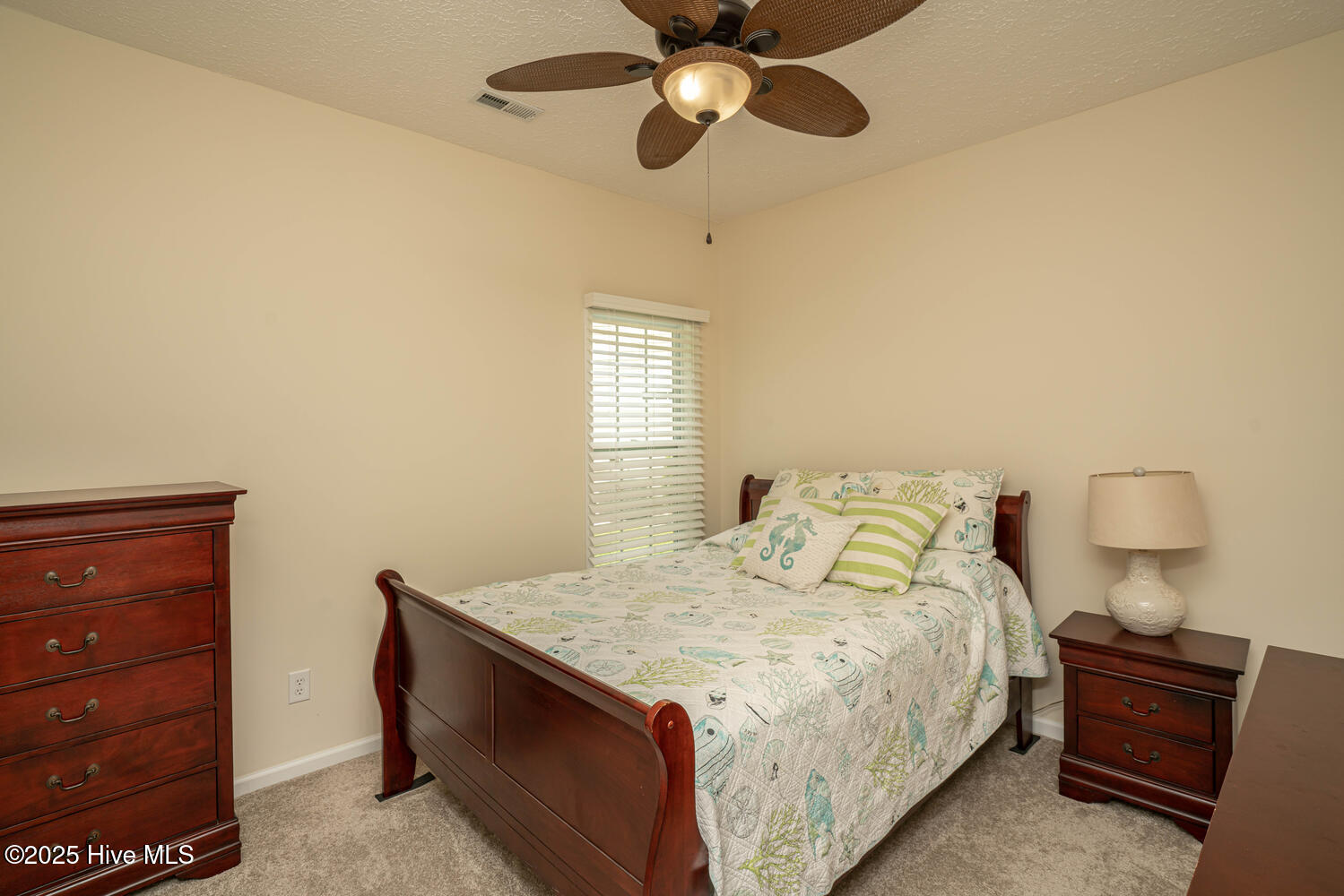 100530815 | Photo 20