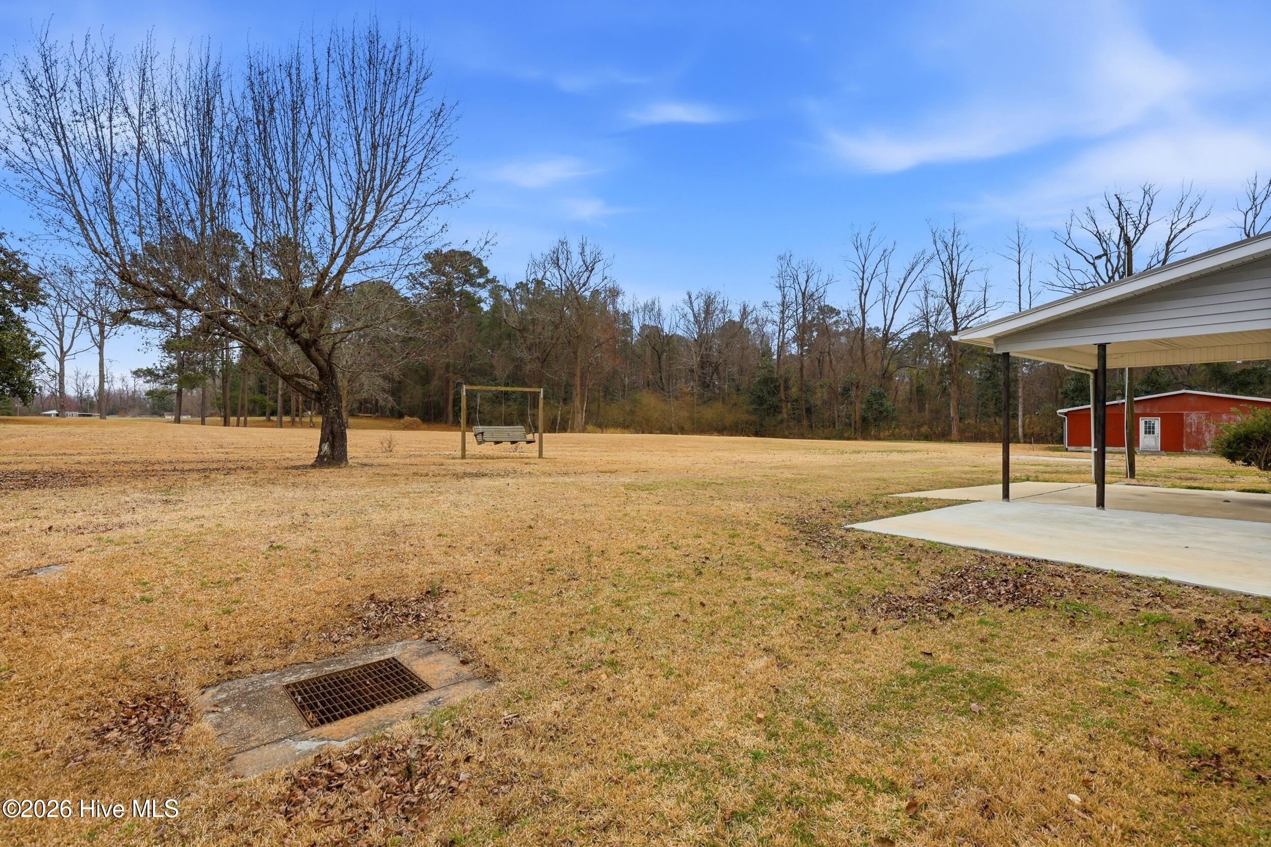 100561311 | Photo 42