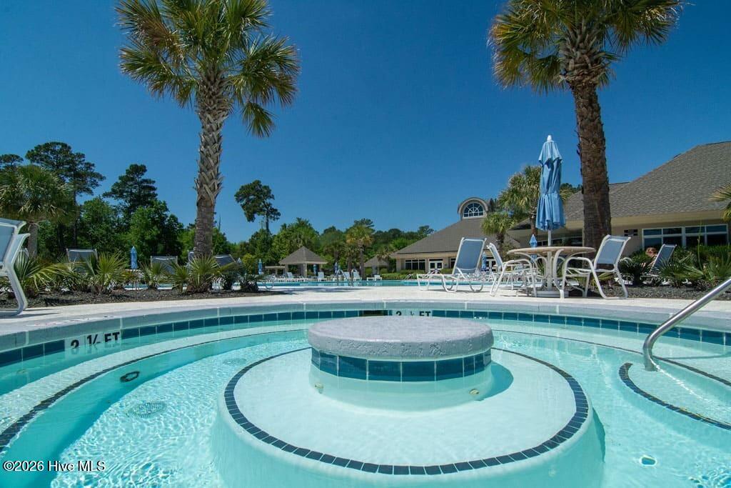 100558482 | Photo 92