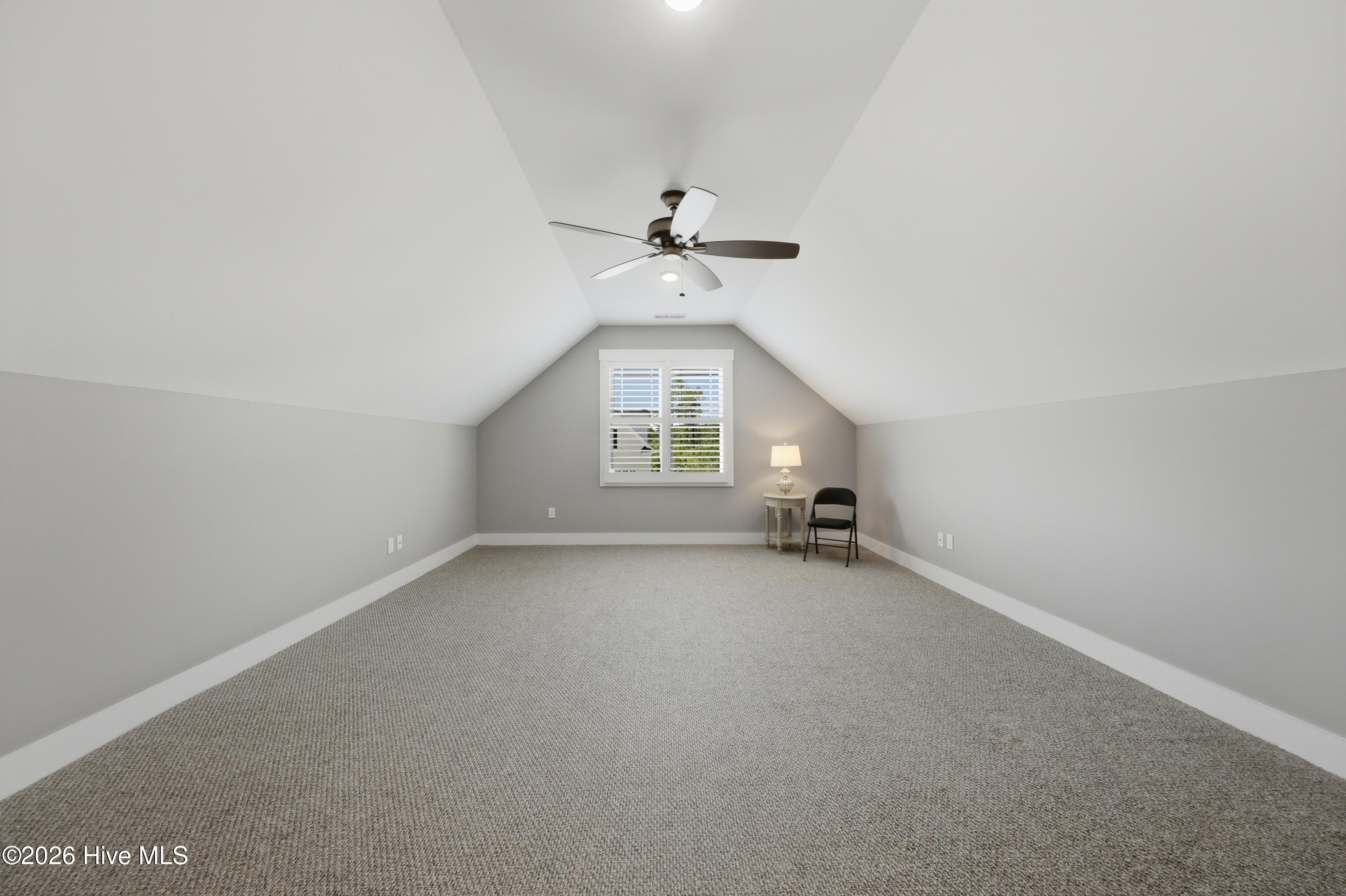 100569596 | Photo 49