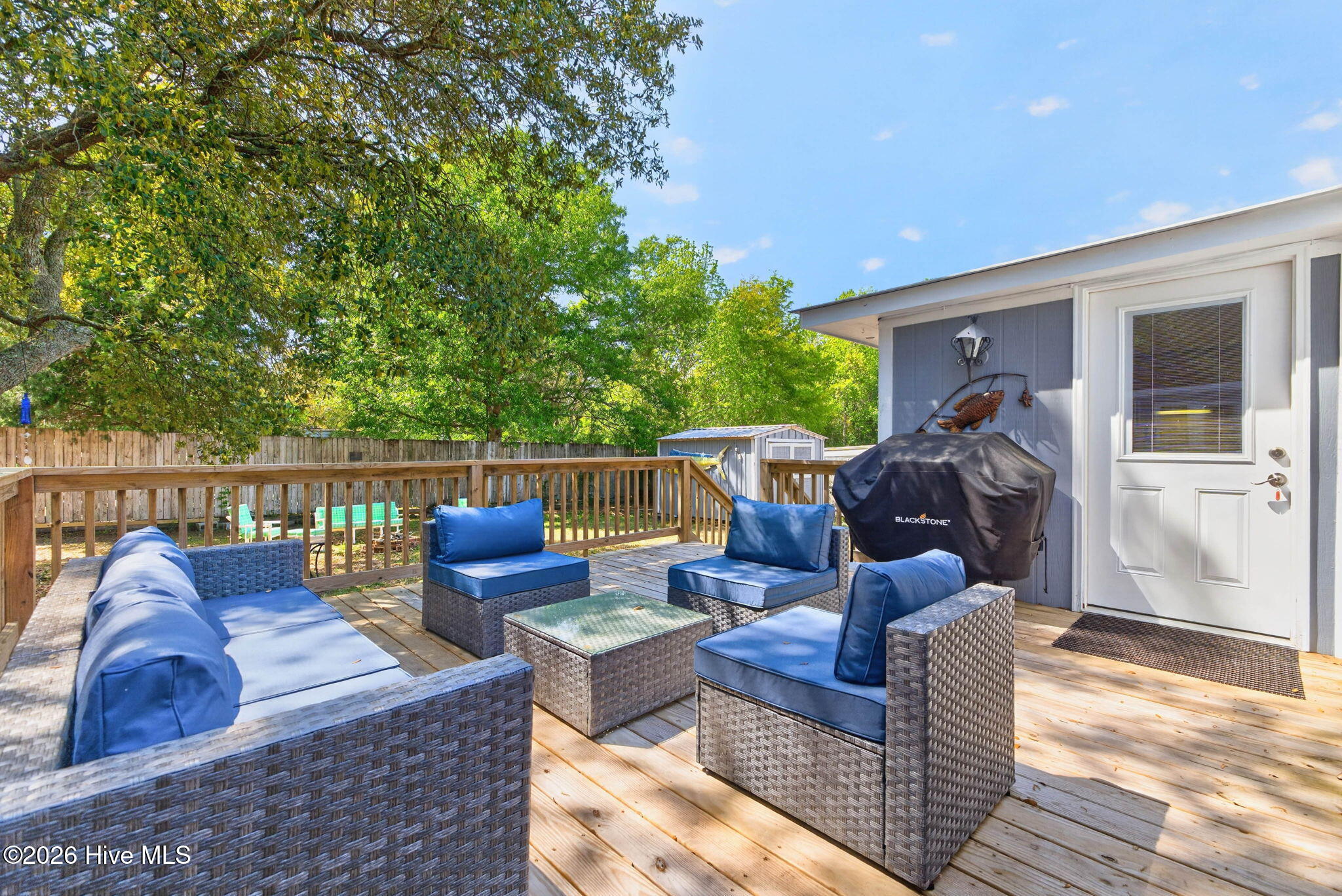 100567850 | Photo 20