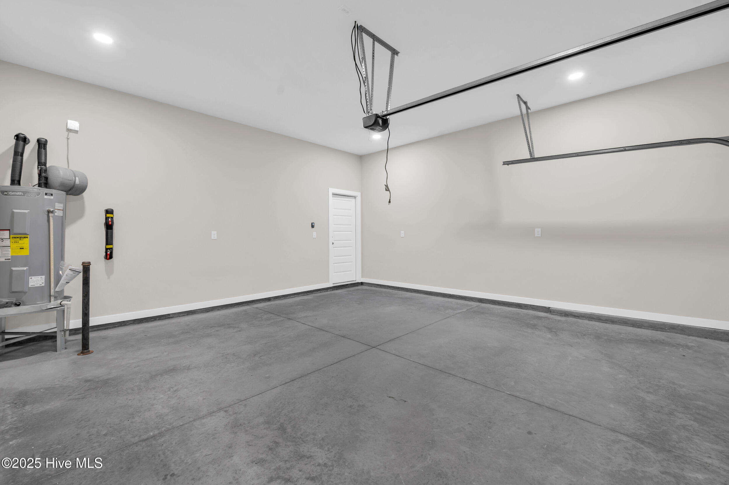 100544591 | Photo 27