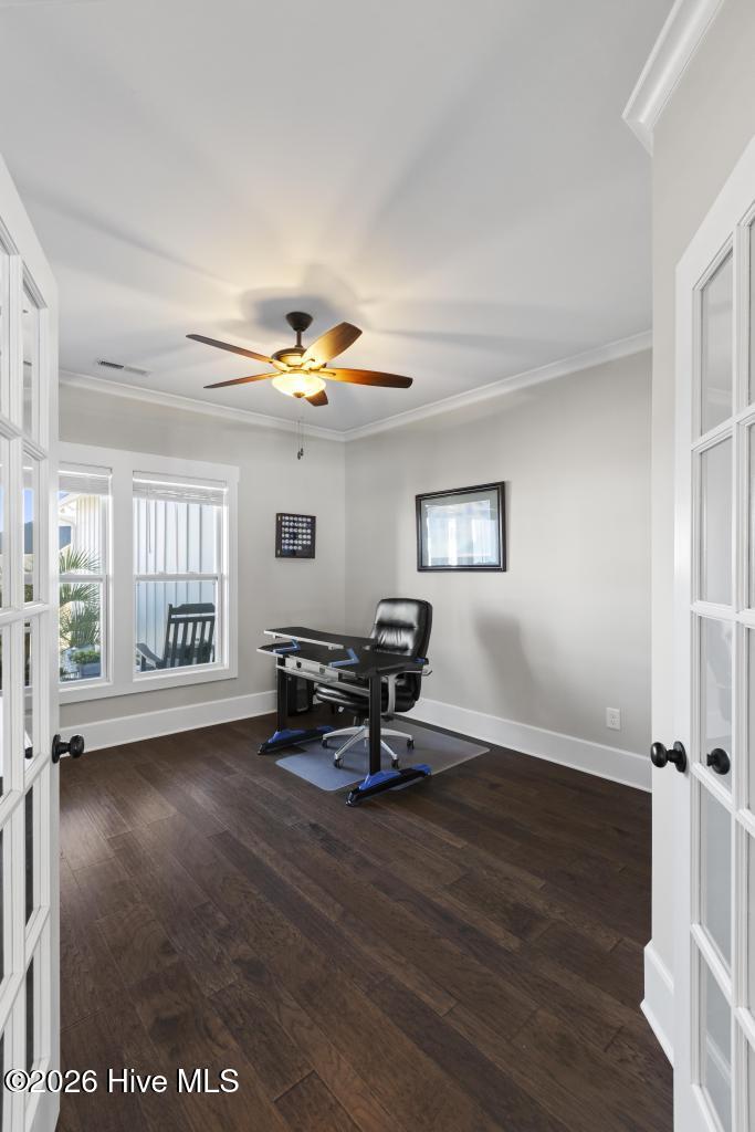 100558898 | Photo 15