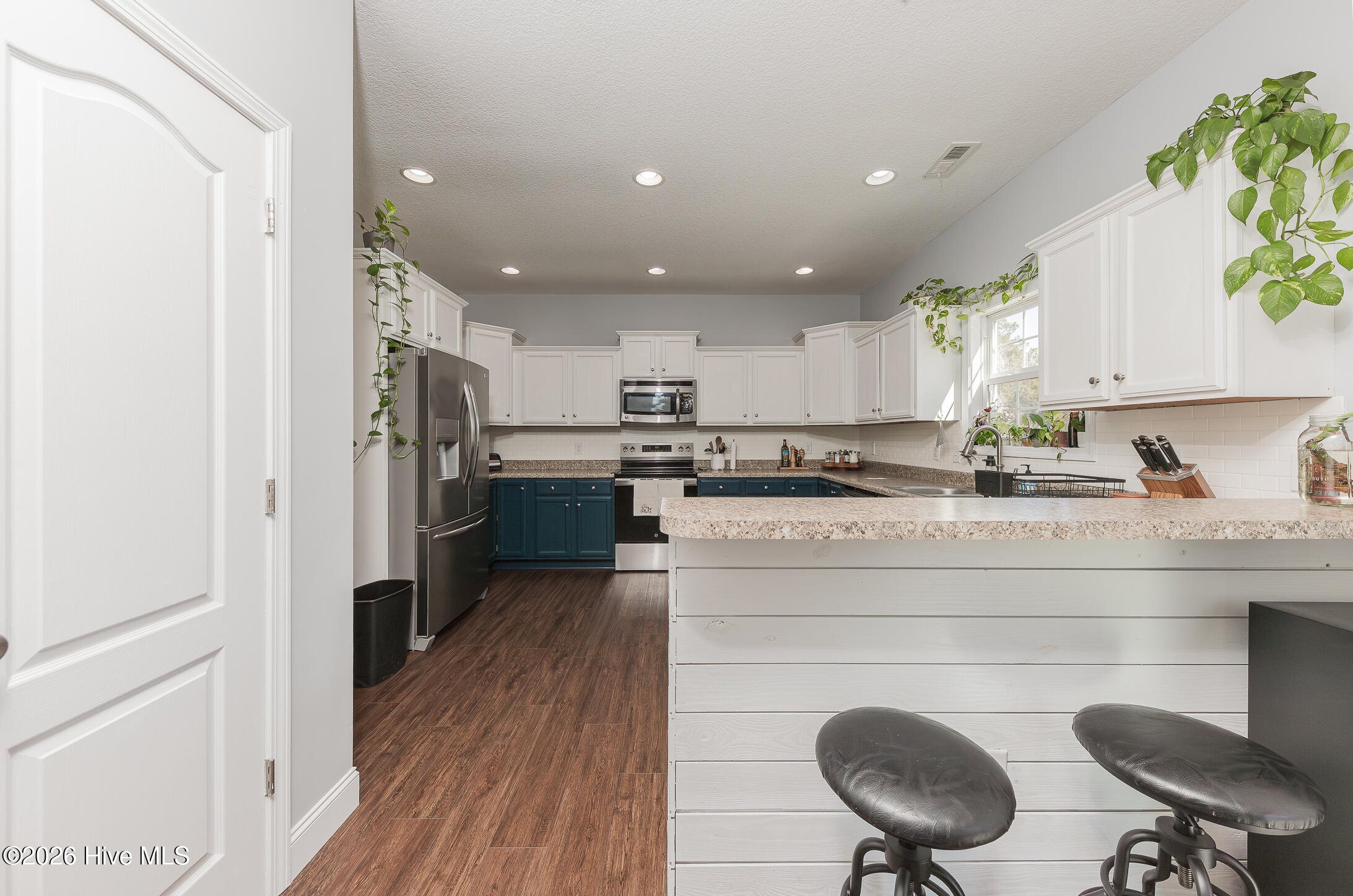 100554751 | Photo 21