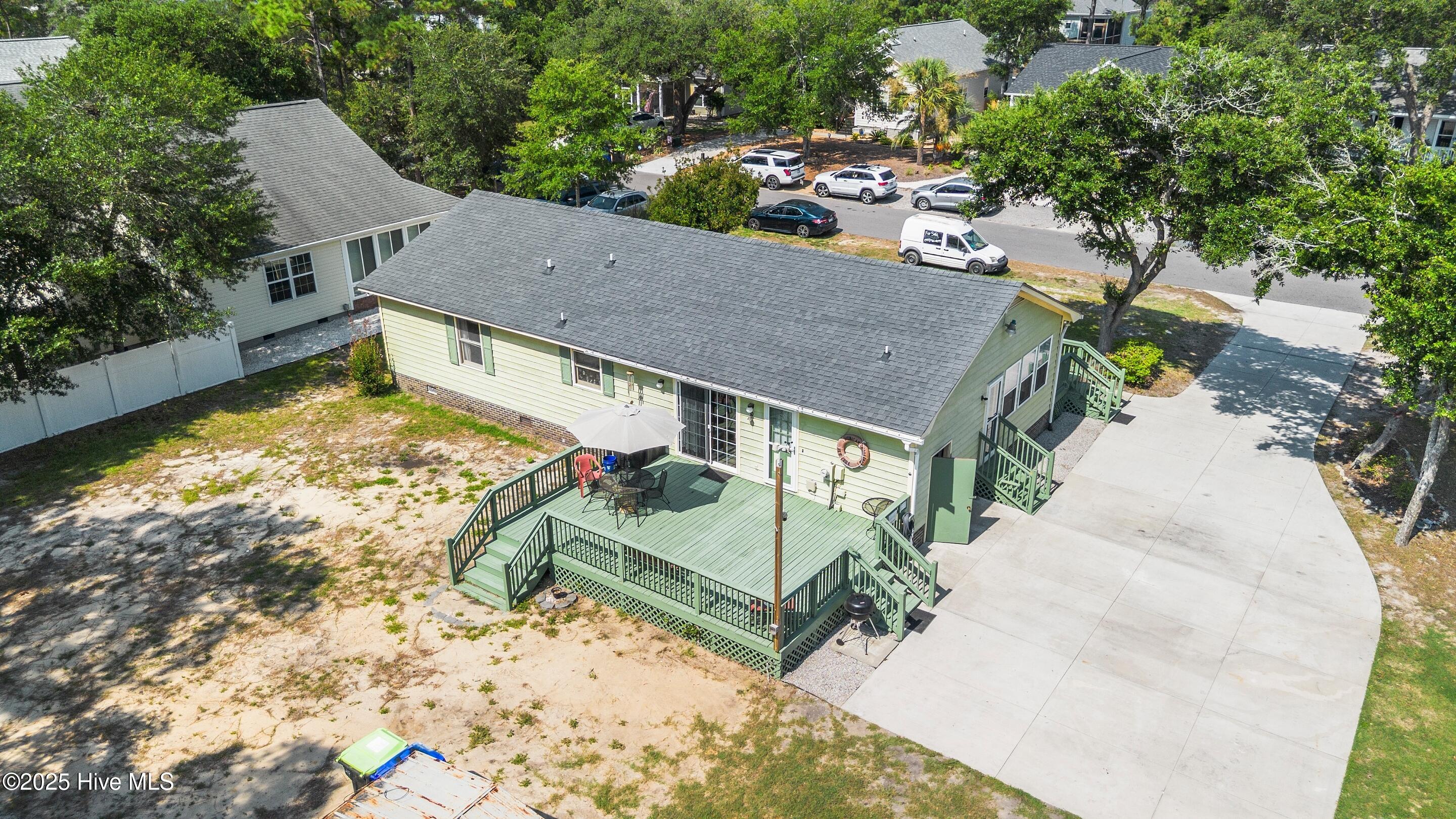 100521940 | Photo 57