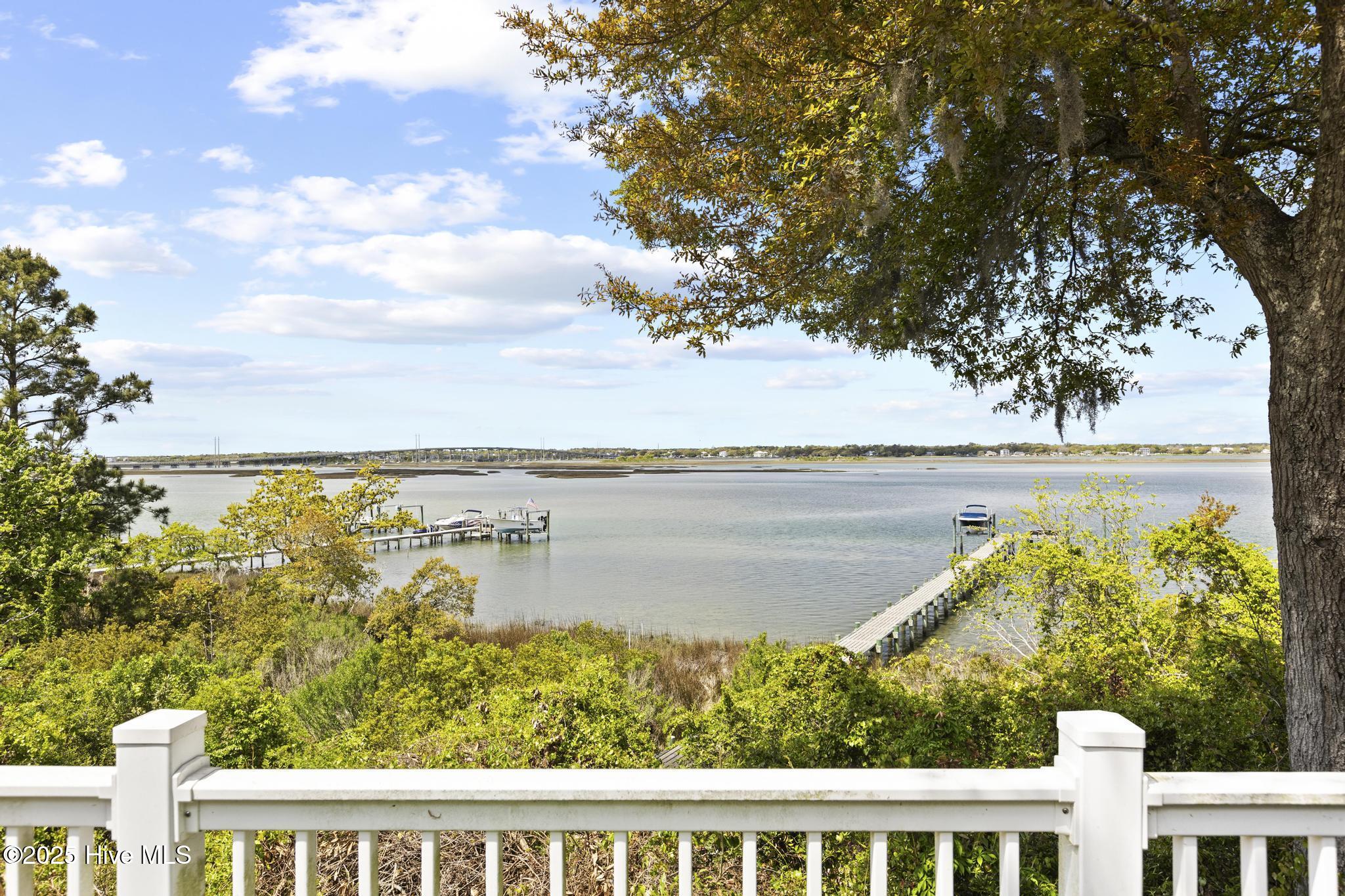 100567588 | Photo 49