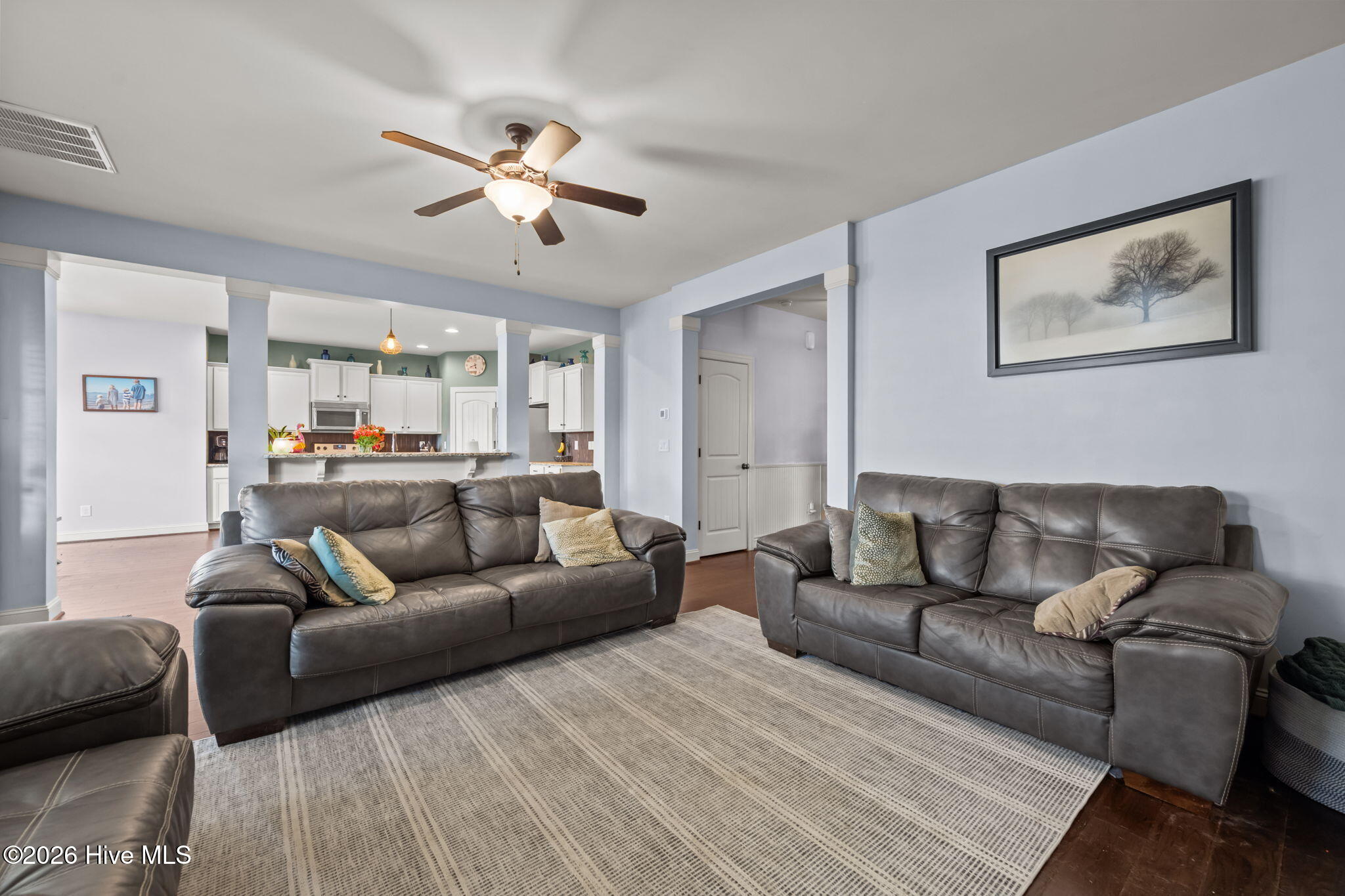 100564669 | Photo 10