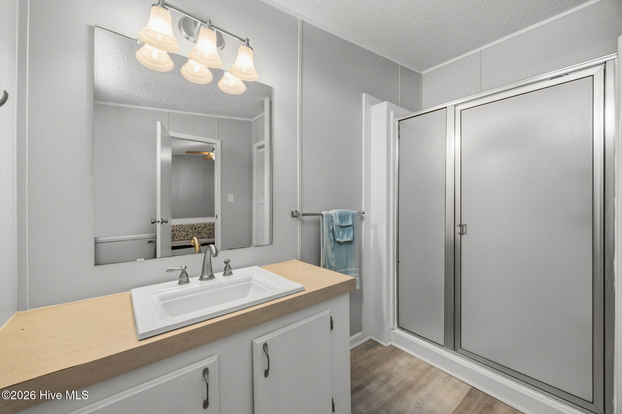 100558073 | Photo 27