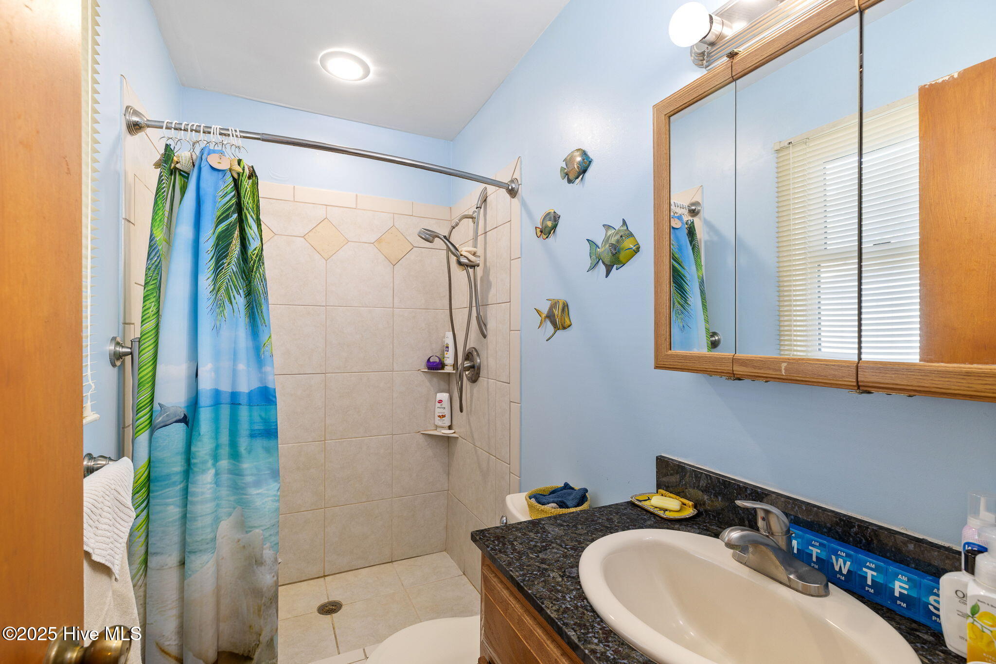 100531930 | Photo 42