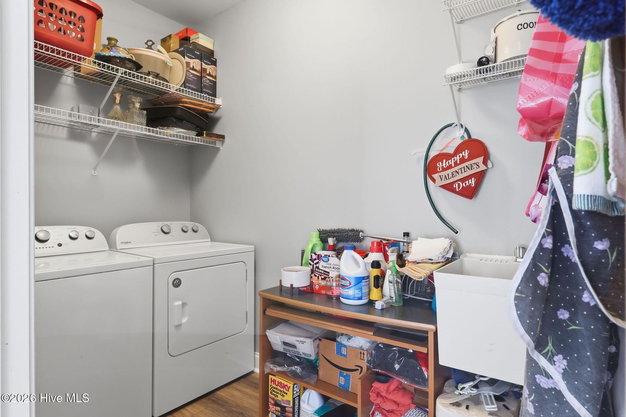 100558304 | Photo 36