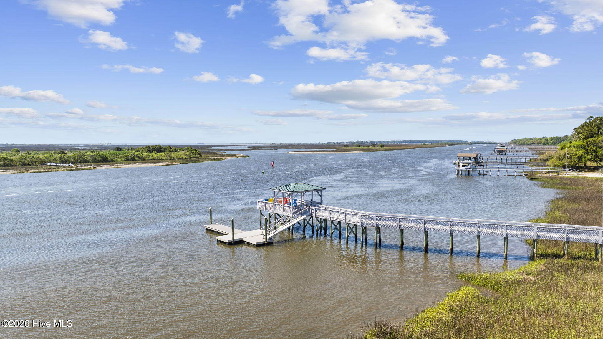 100569060 | Photo 34