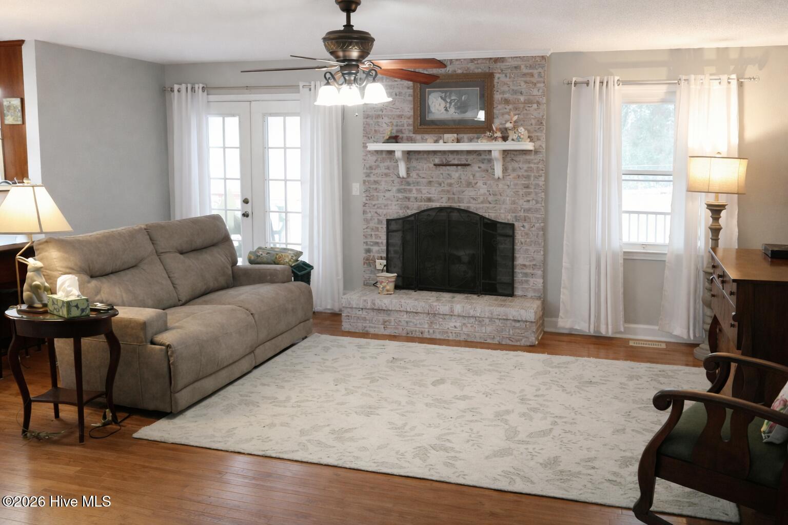 100544114 | Photo 14