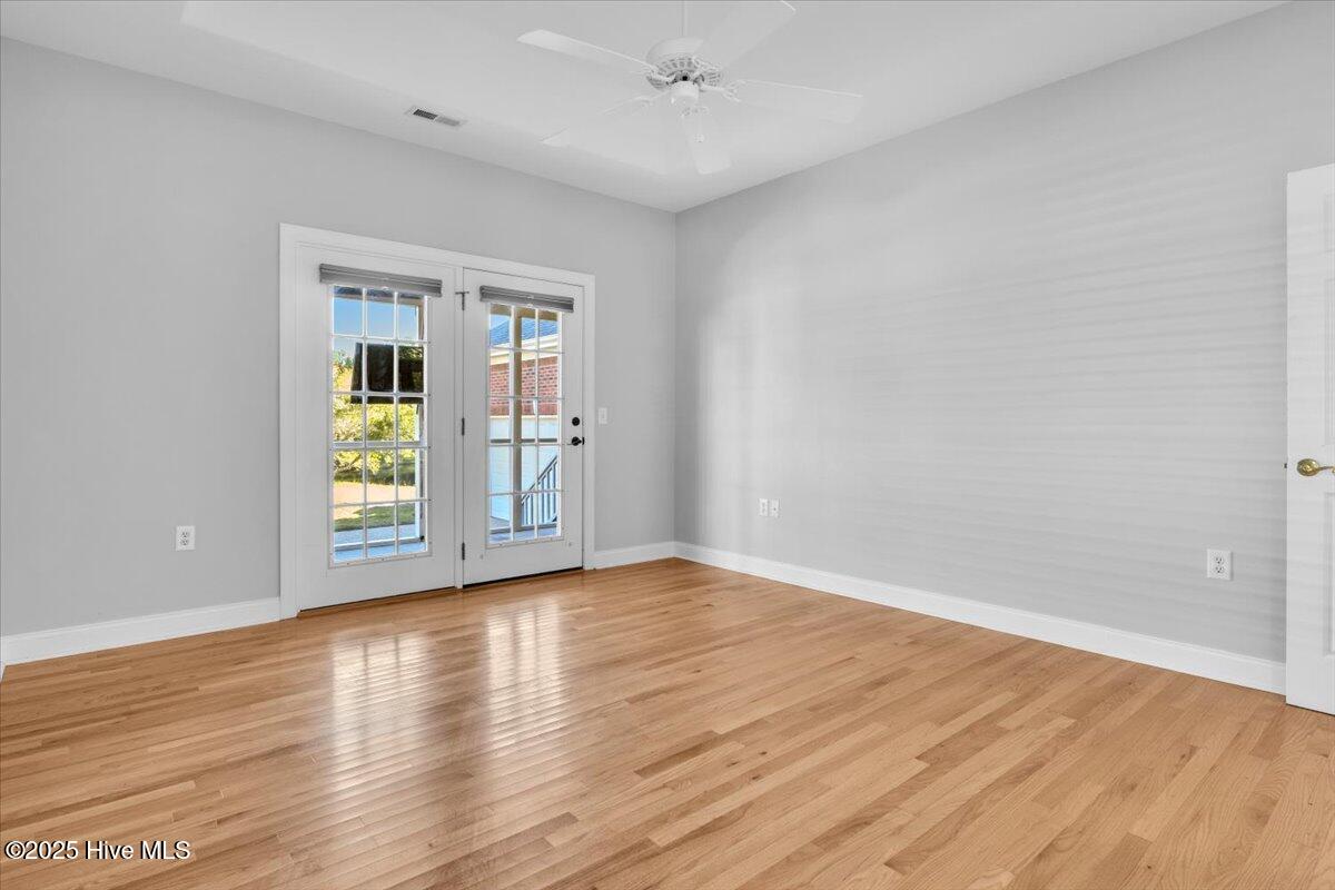 100534283 | Photo 22