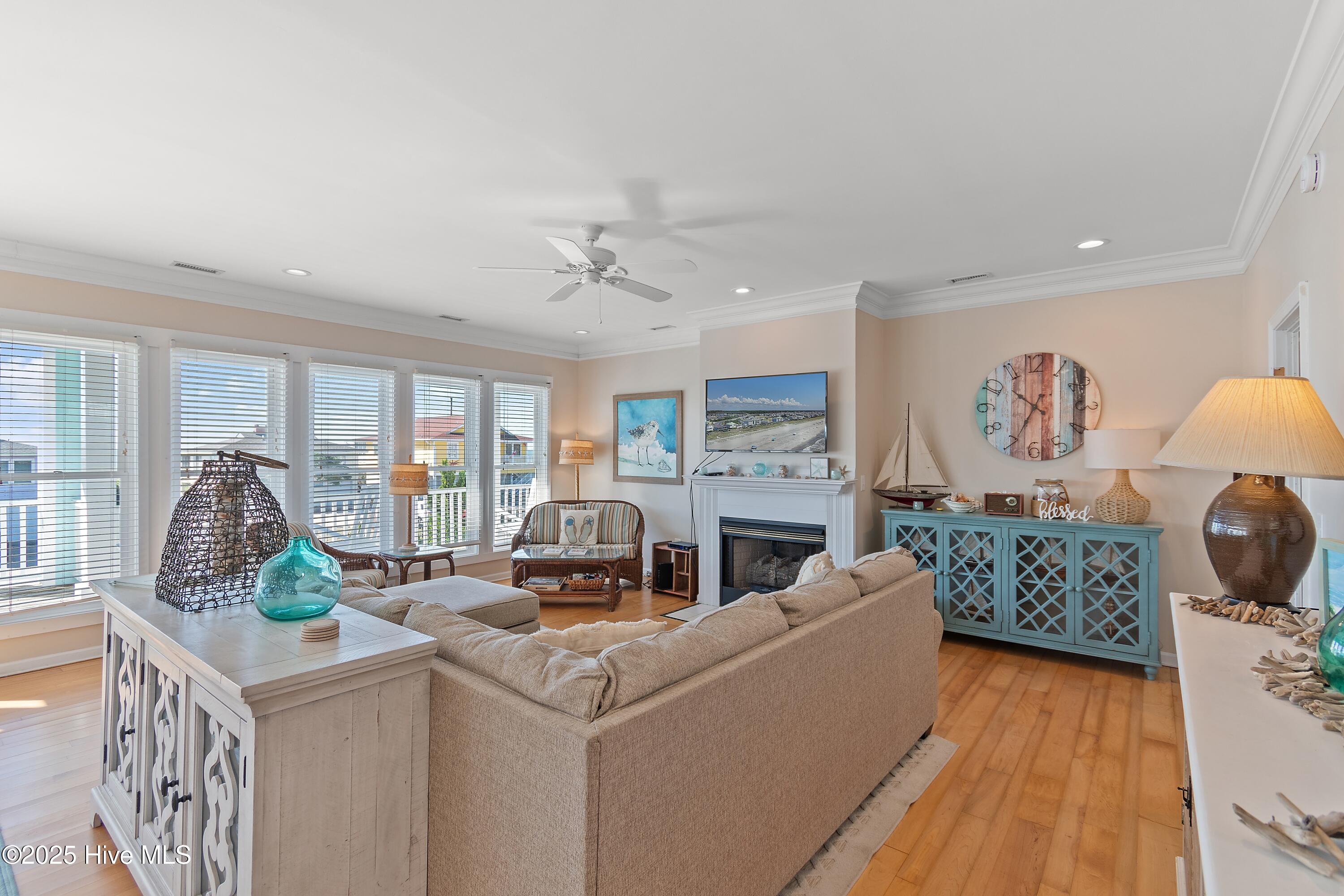 100536498 | Photo 20