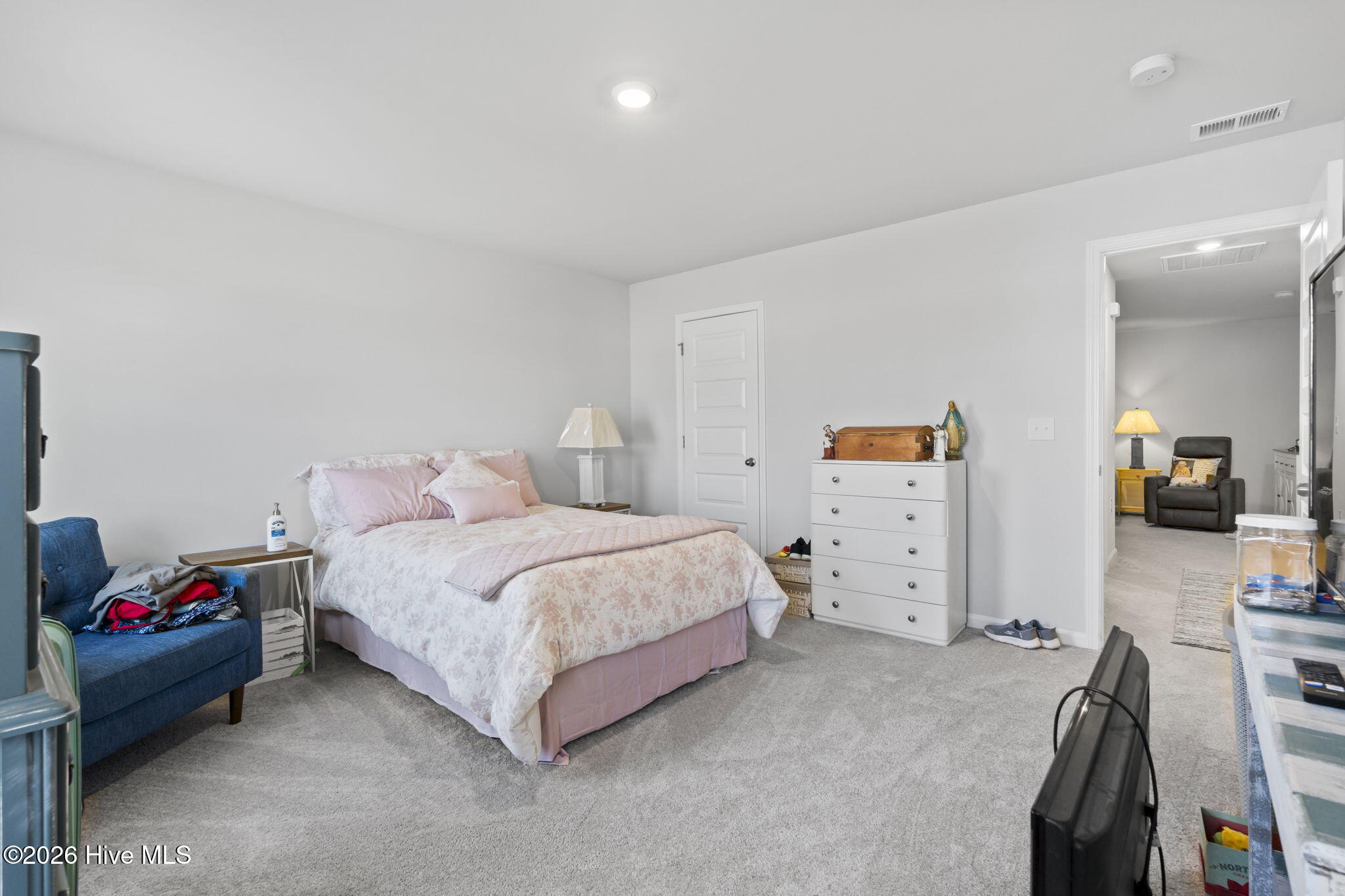 100553971 | Photo 31