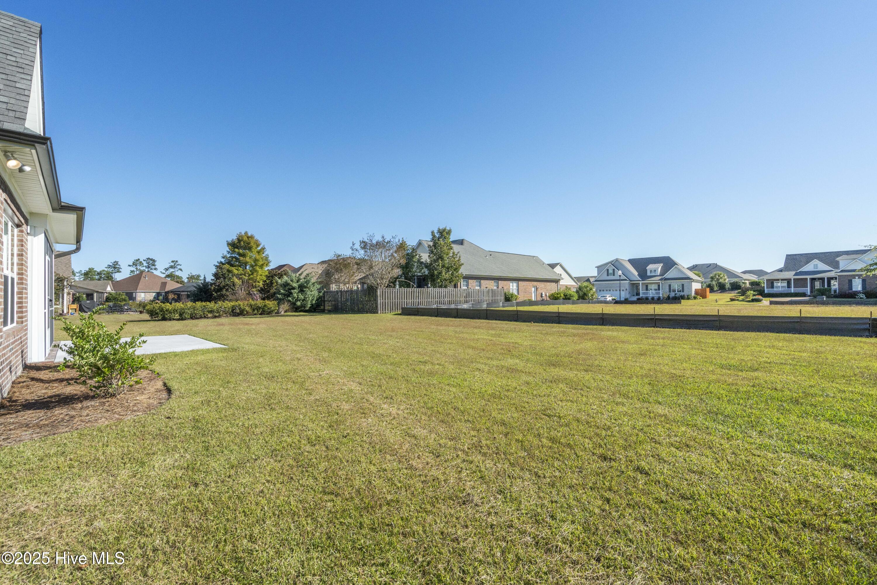 100517740 | Photo 47