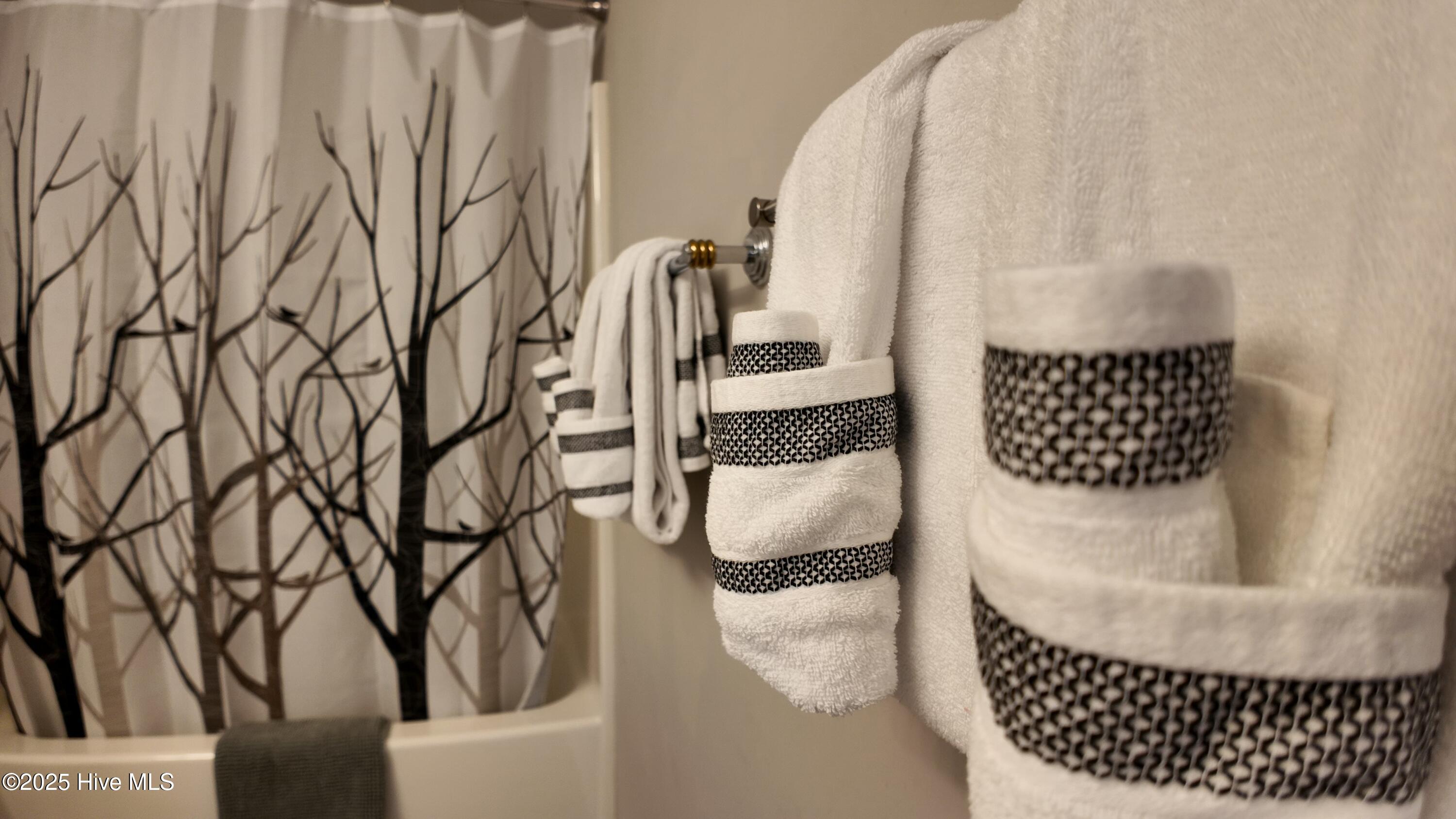 100500705 | Photo 27