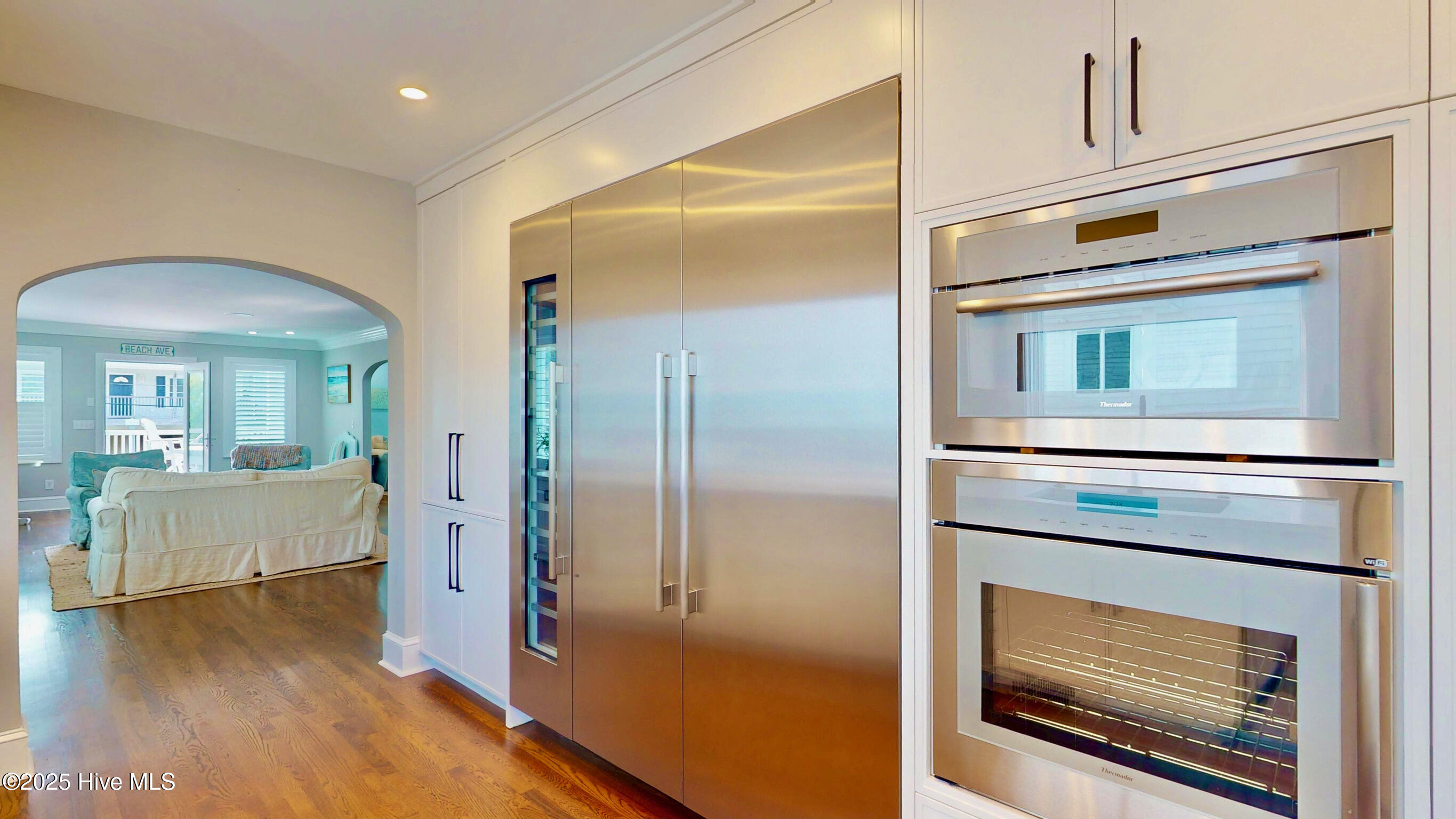 100543231 | Photo 31