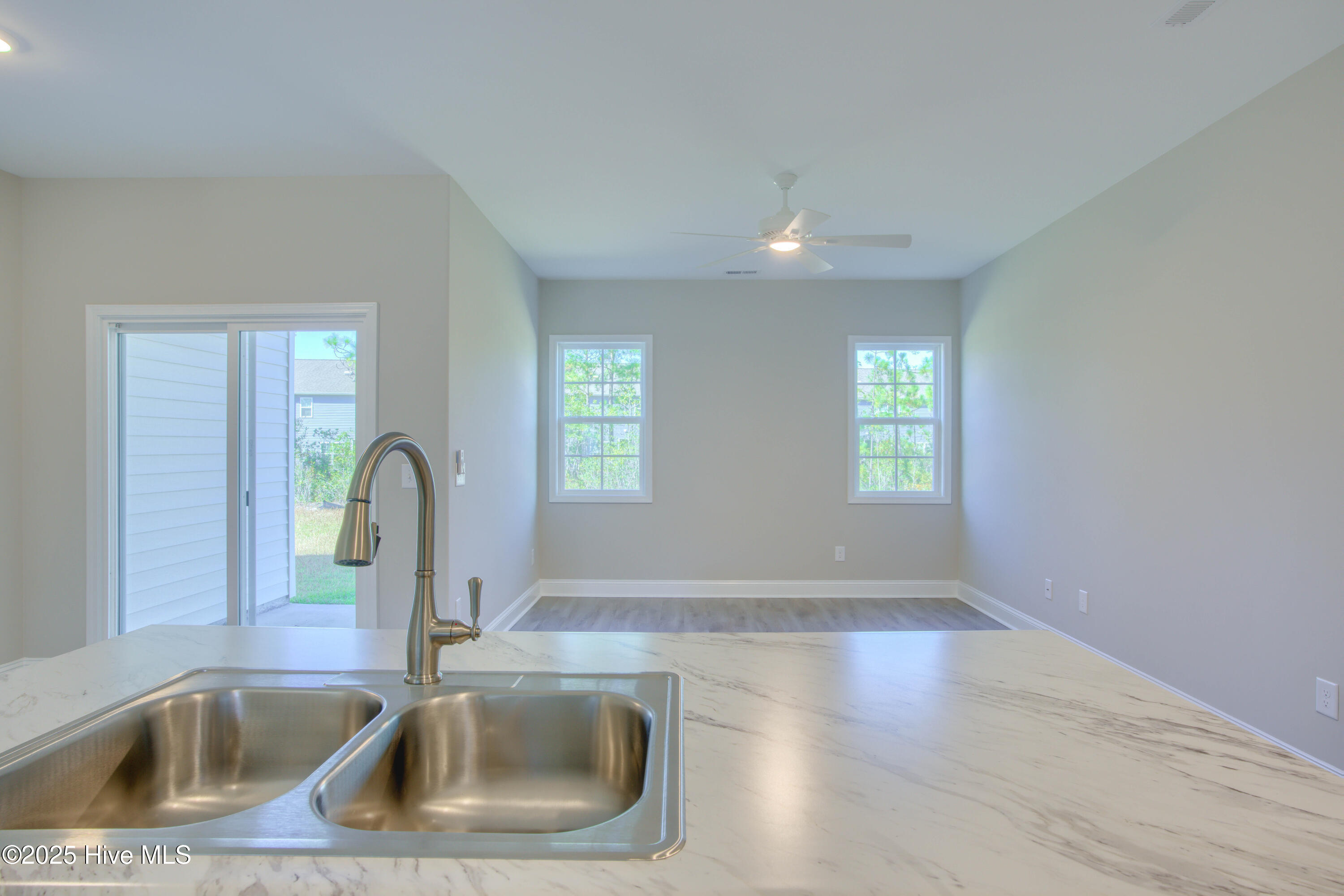 100495059 | Photo 22