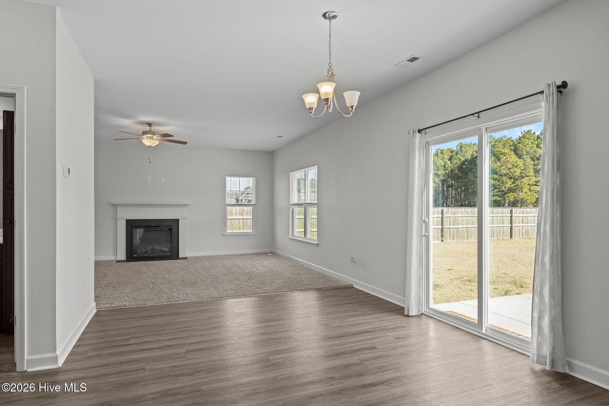 309 Sunrose Drive, Maysville, NC 28555 – photo 13: 11-web-or-mls-1S3A6517
