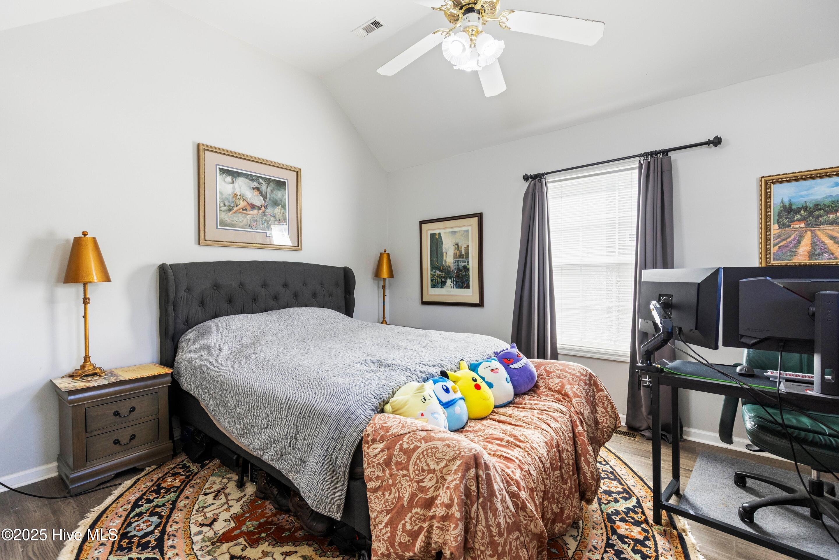 100533338 | Photo 39