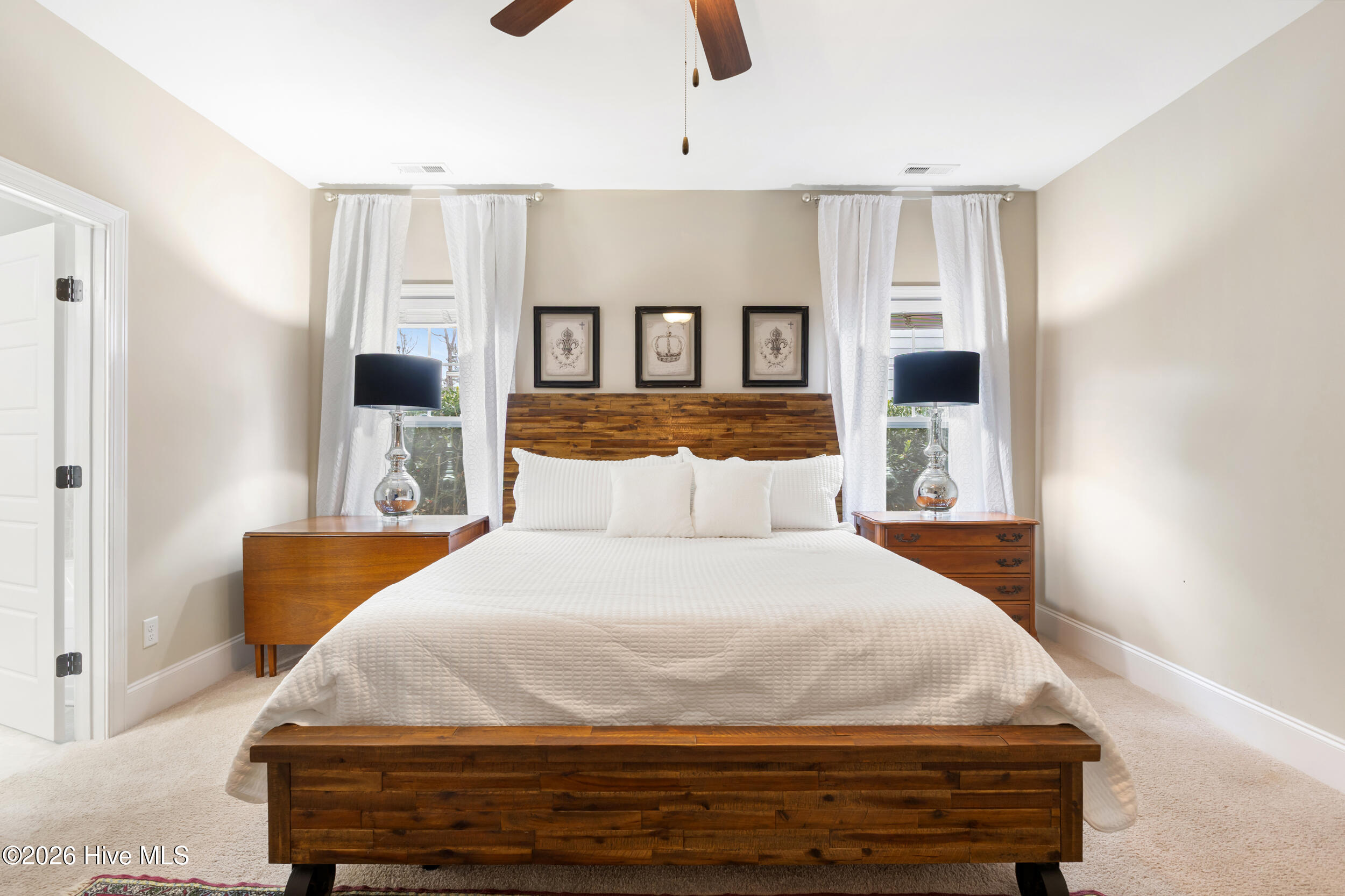 100554071 | Photo 20