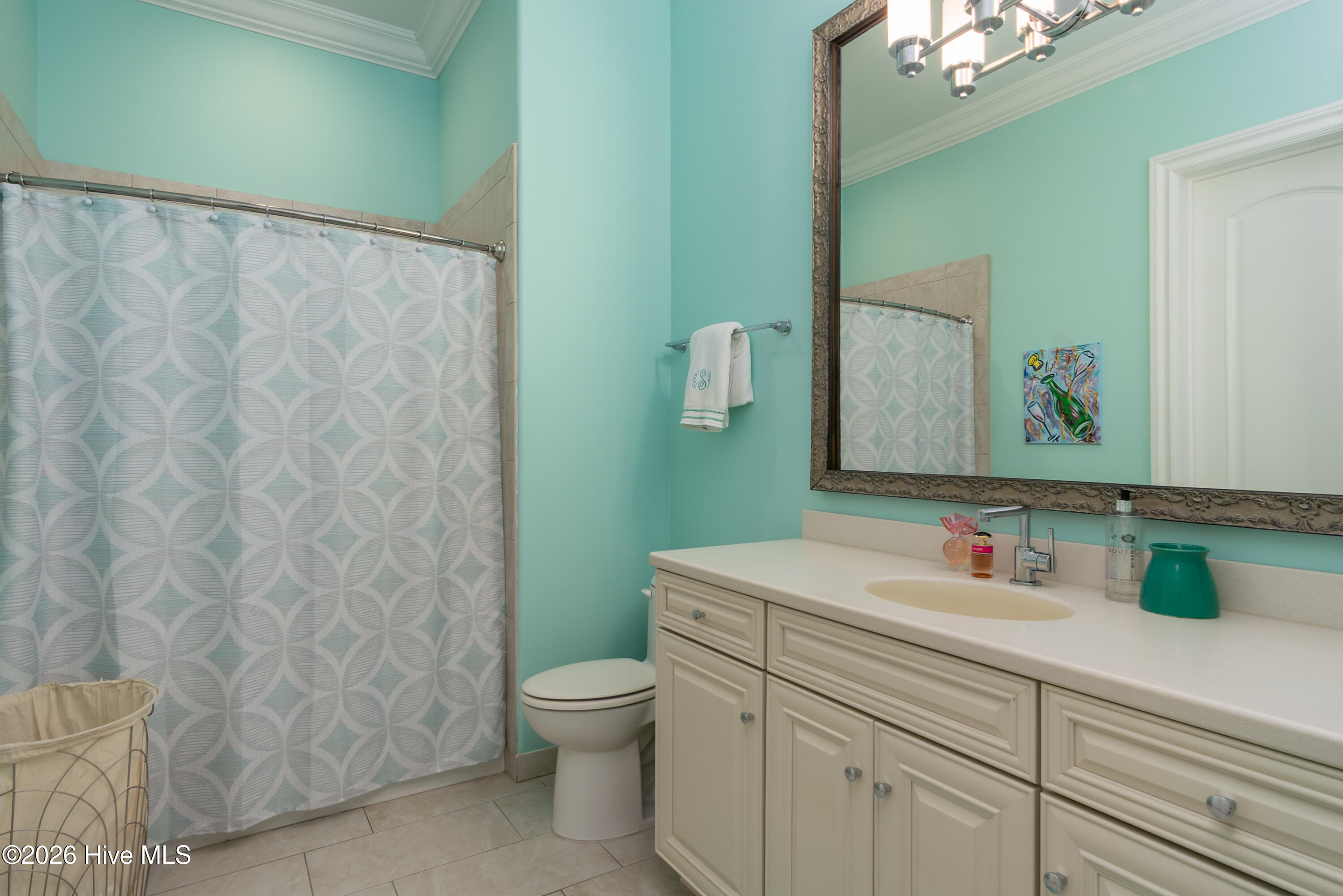 100550947 | Photo 57