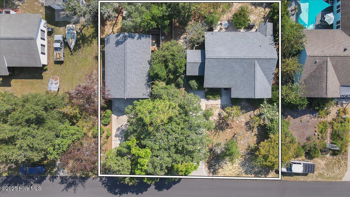 100532549 | Photo 52