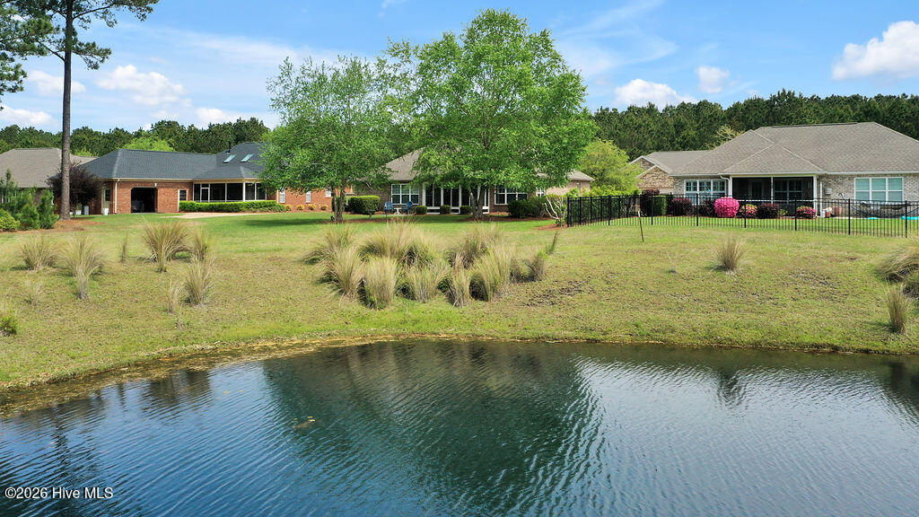 100565145 | Photo 37