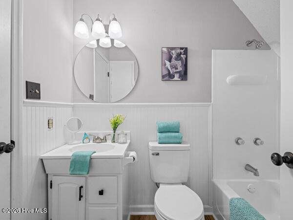 100558460 | Photo 30