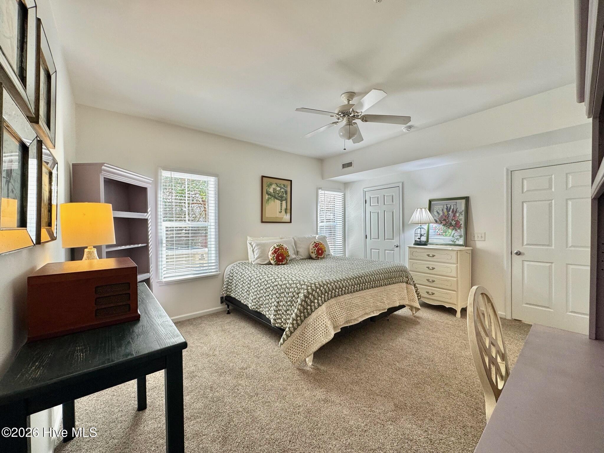 100554520 | Photo 14