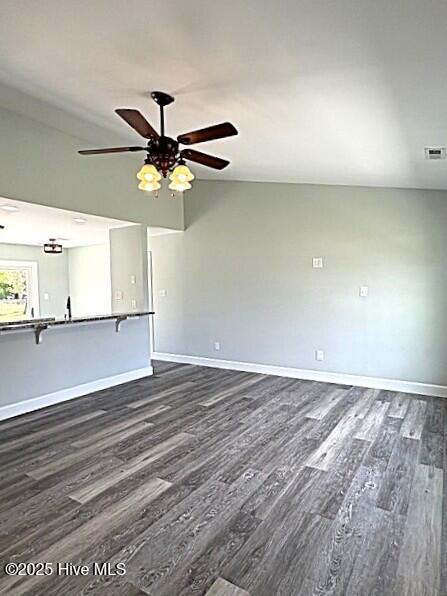 100530807 | Photo 42