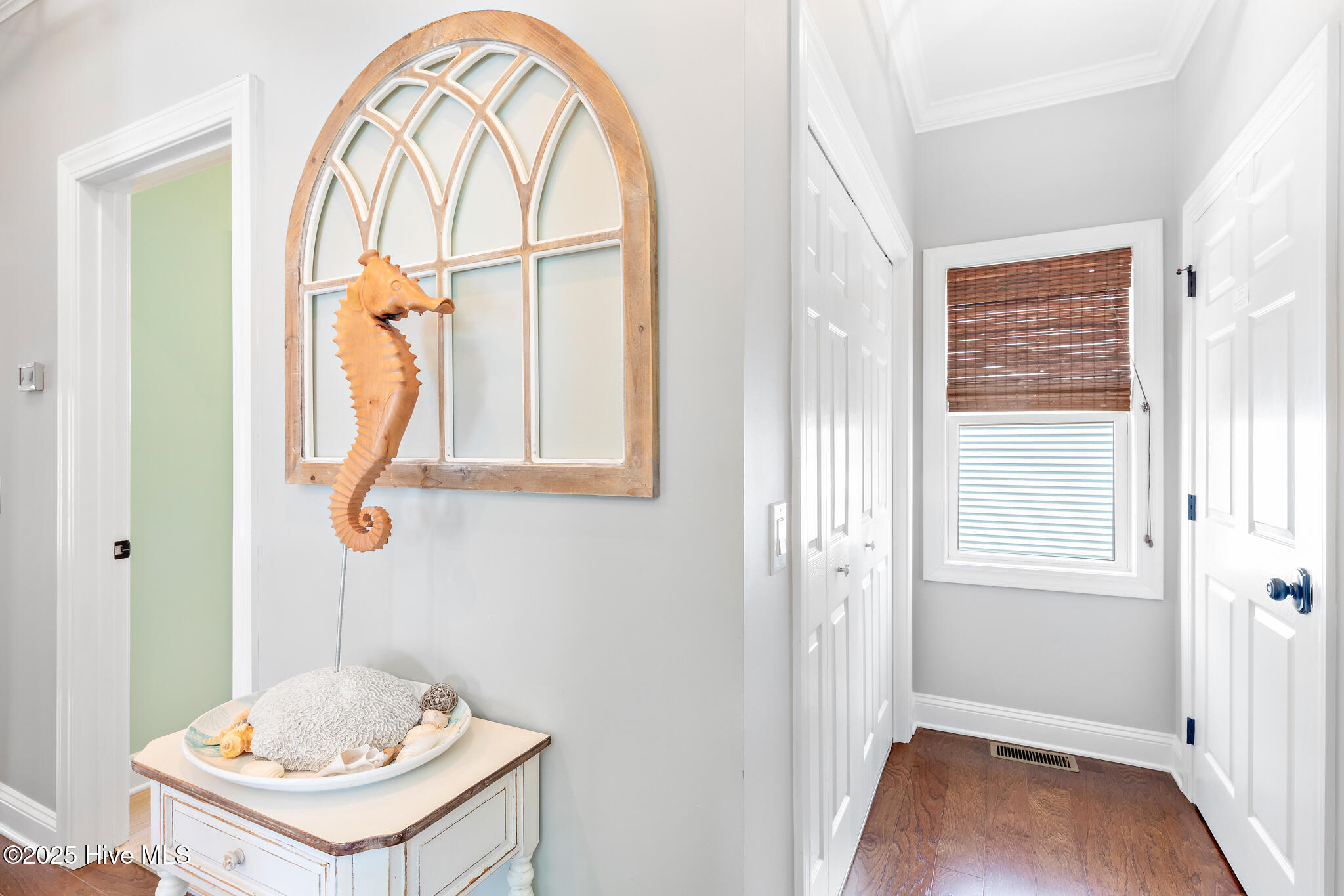 100507541 | Photo 47