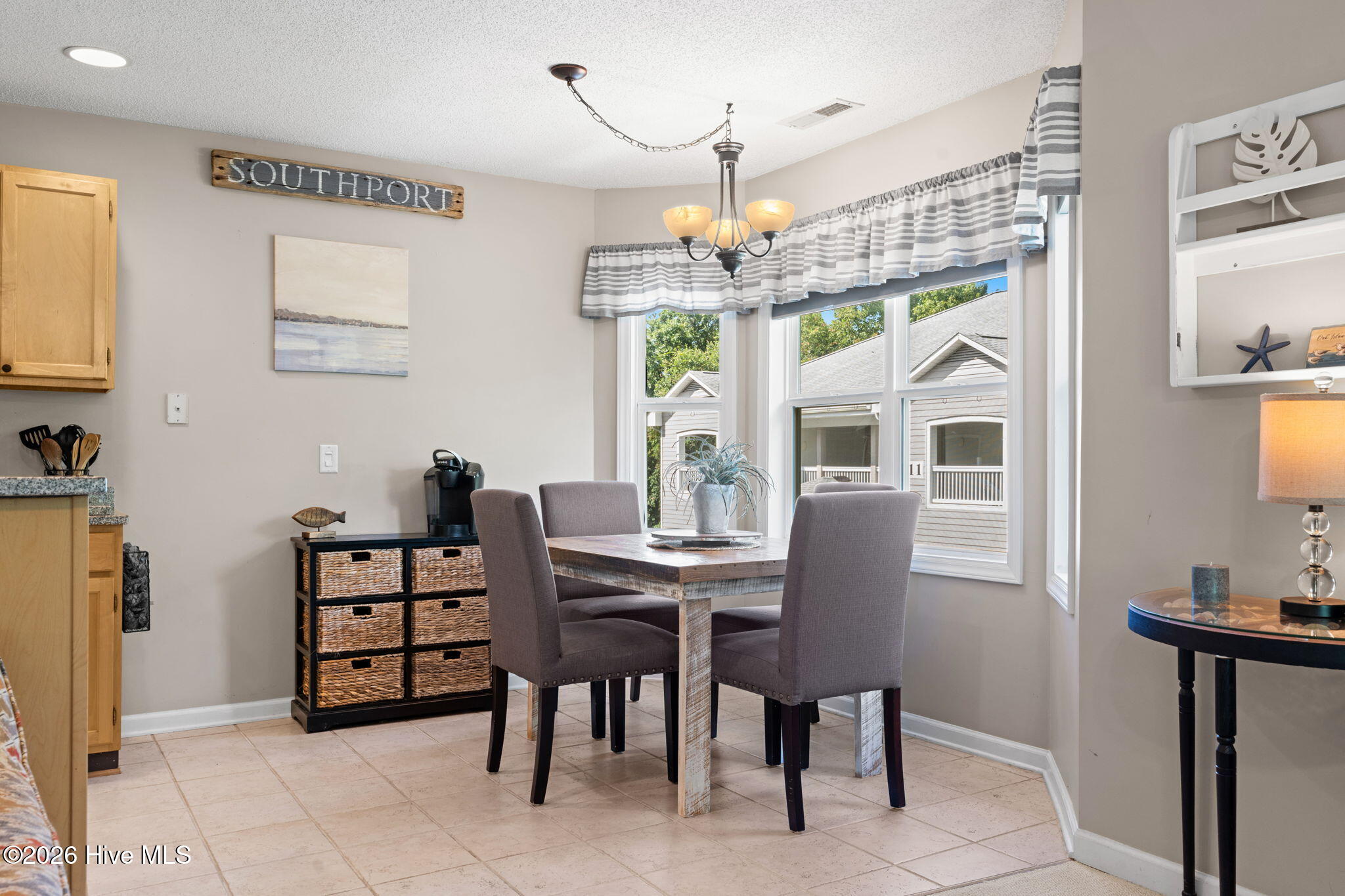 100567259 | Photo 29